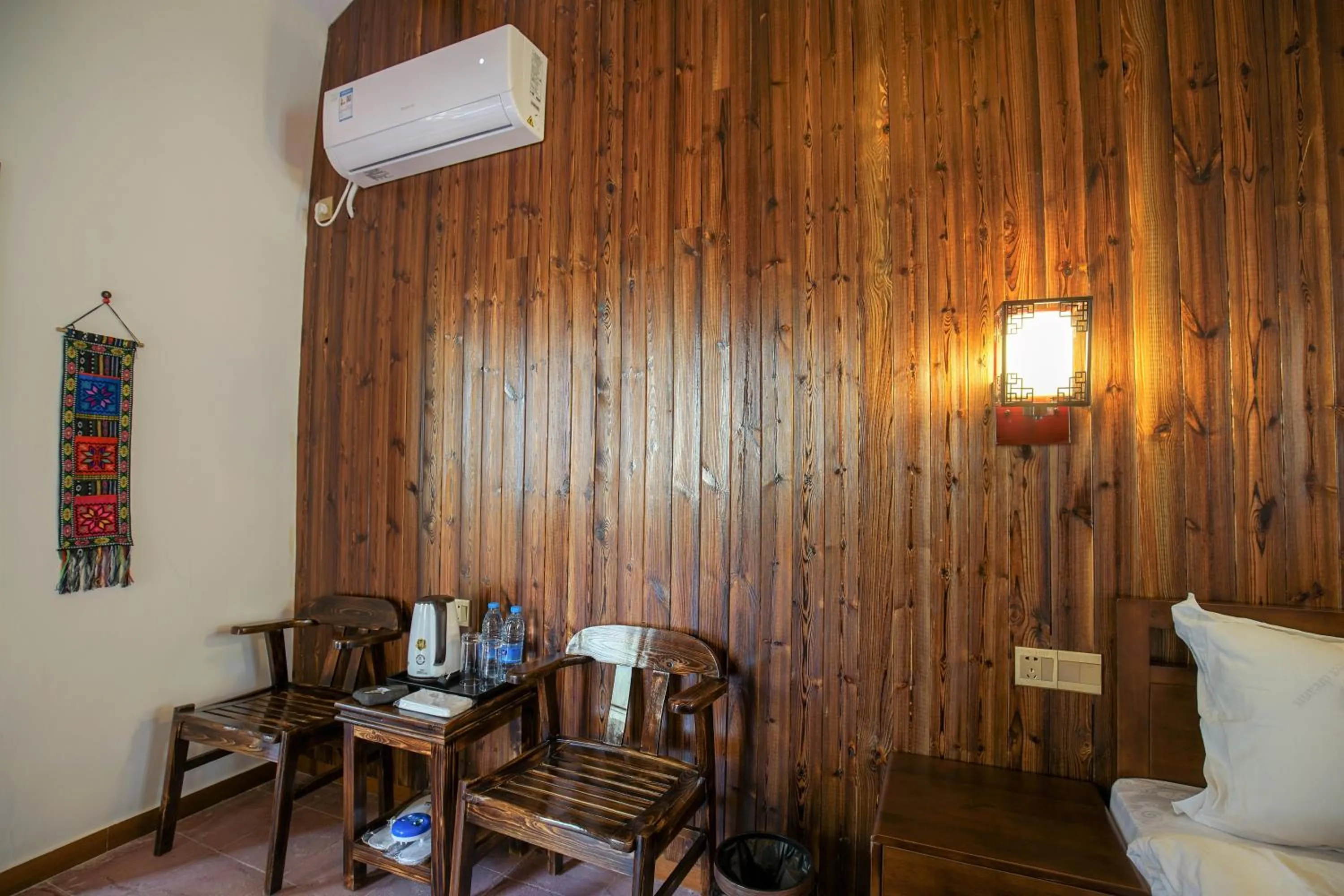 Decorative detail in Chaozhou Hello Inn