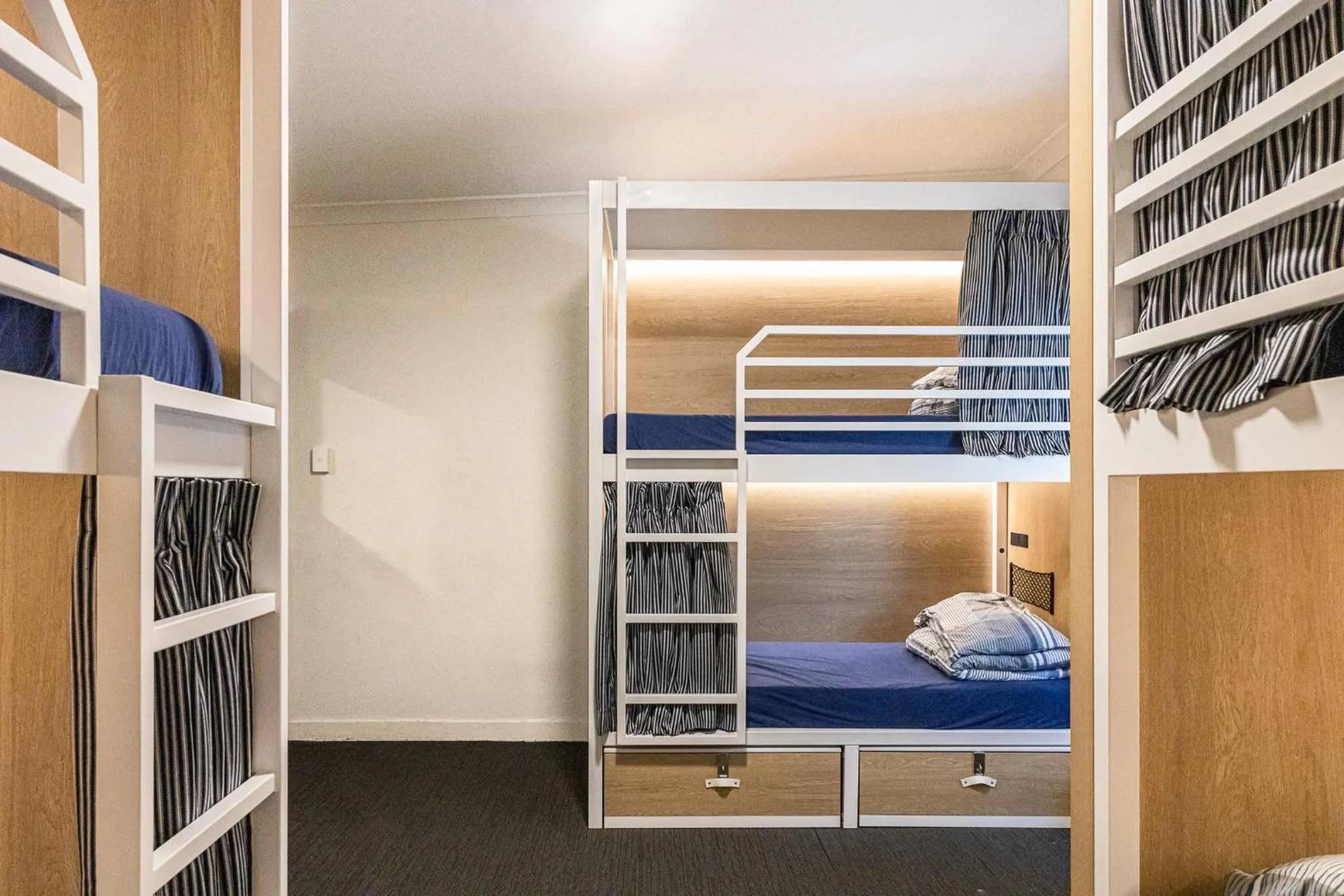 Bedroom, Bed in Wake Up! Bondi Beach