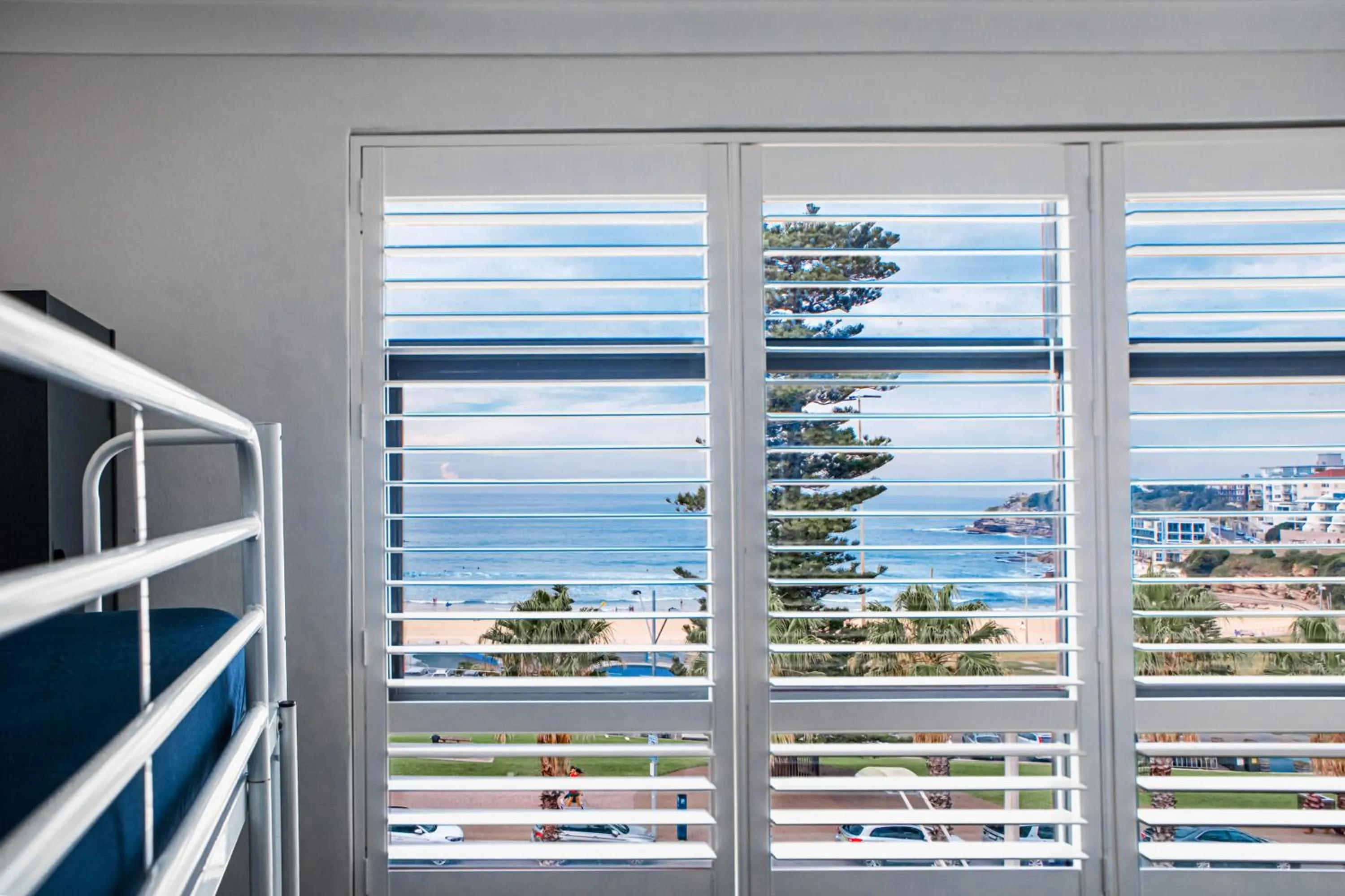 Bed in 6-Bed Mixed Dormitory Room with Beach View and Shared Bathroom in Wake Up! Bondi Beach
