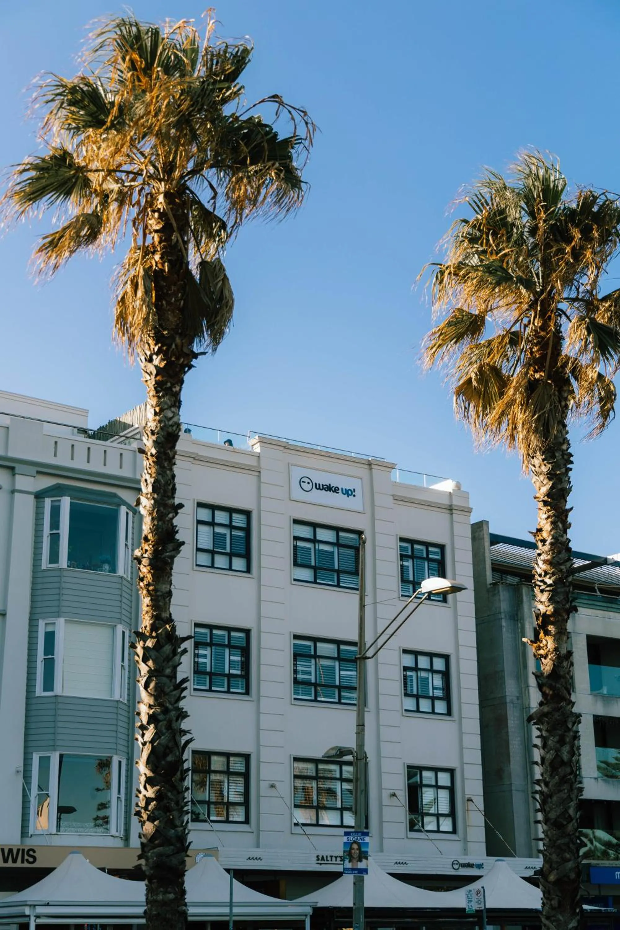 Property building in Wake Up! Bondi Beach