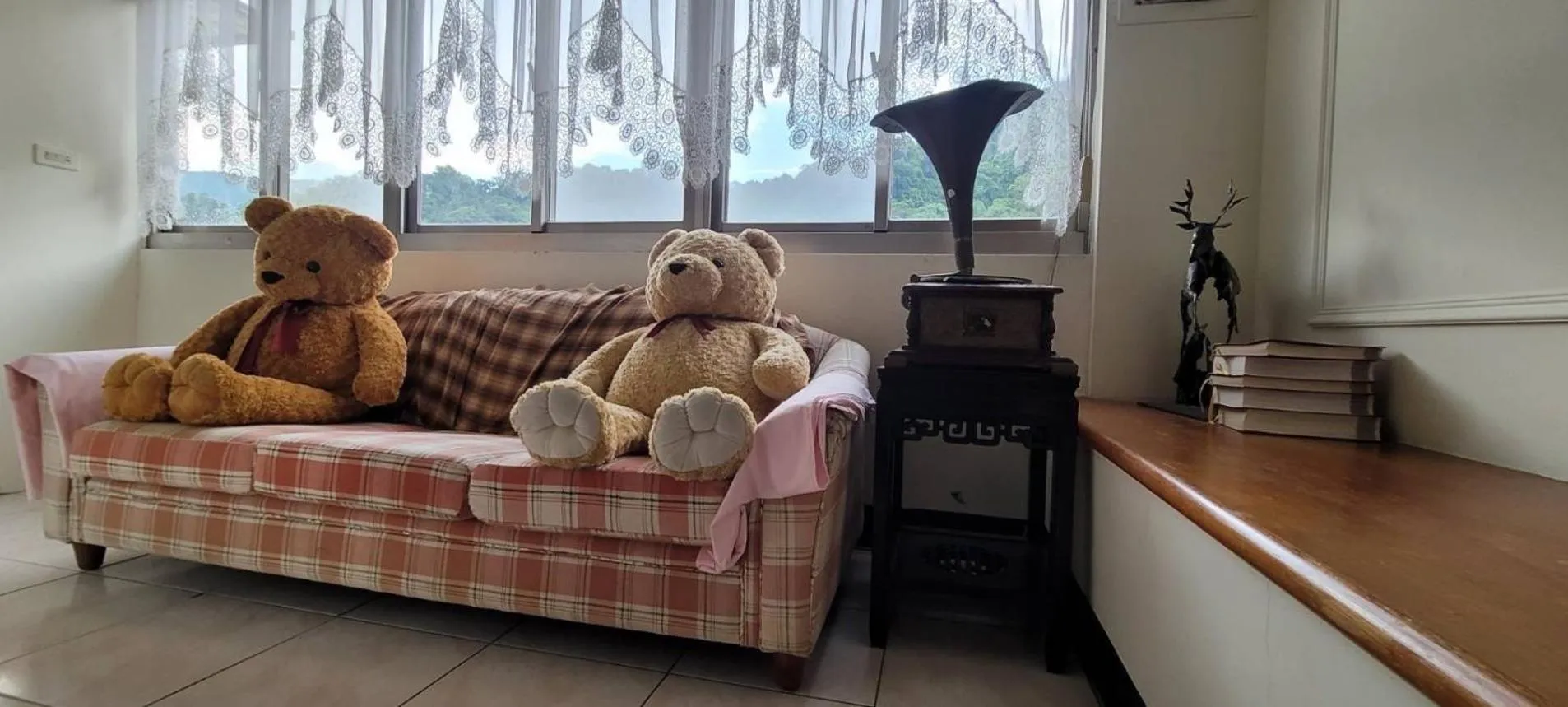 Lohas Gallery Long Stay Hostel