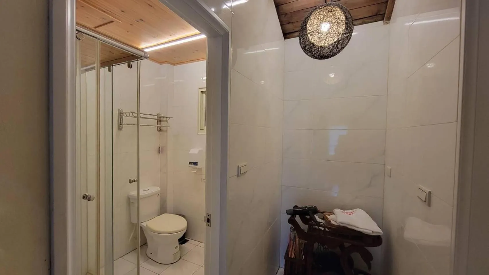 Lohas Gallery Long Stay Hostel