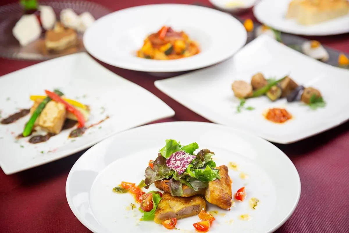 Food and drinks in Villabu Resort