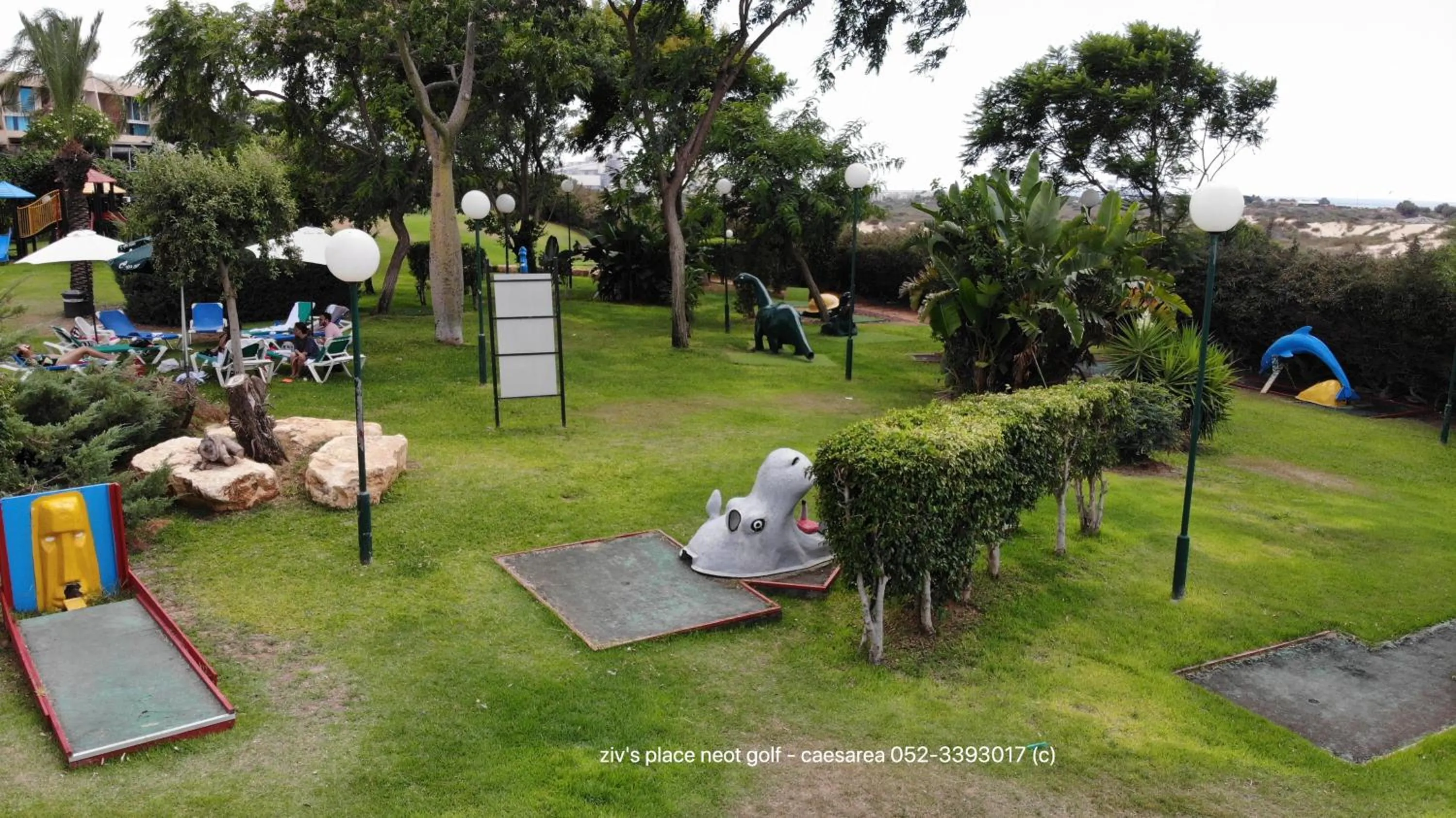 Summer in Neot Golf, Ziv's Place