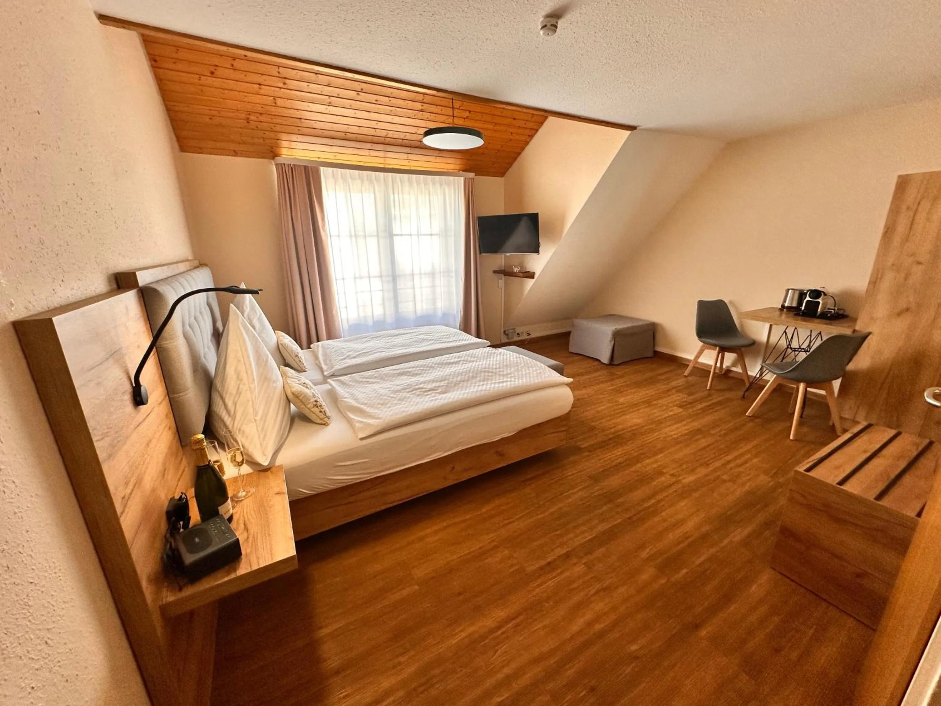 Bed in Gasthof Engel