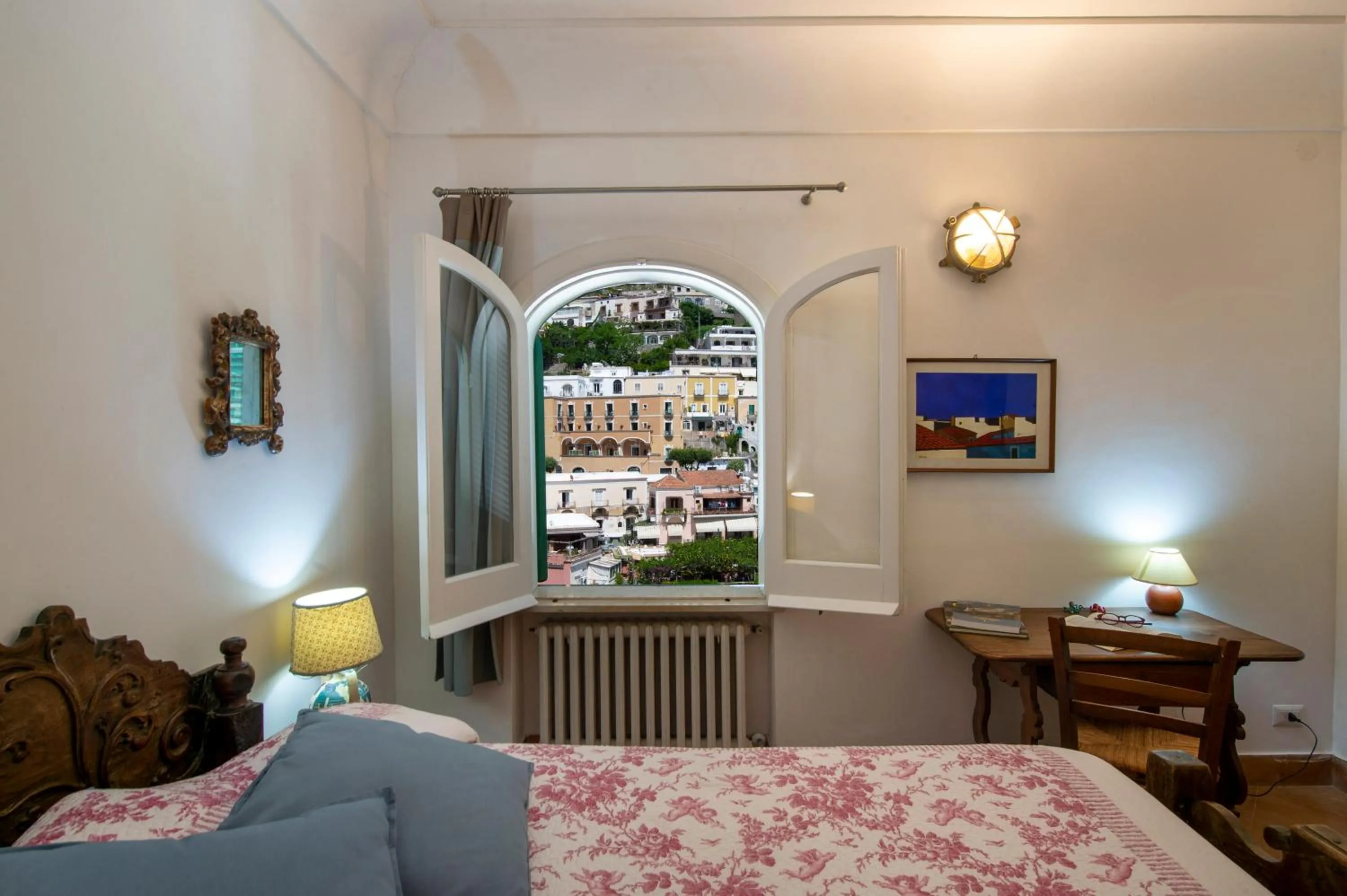 Bedroom, Bed in Villa Deli, In Positano, Sea View, Ac