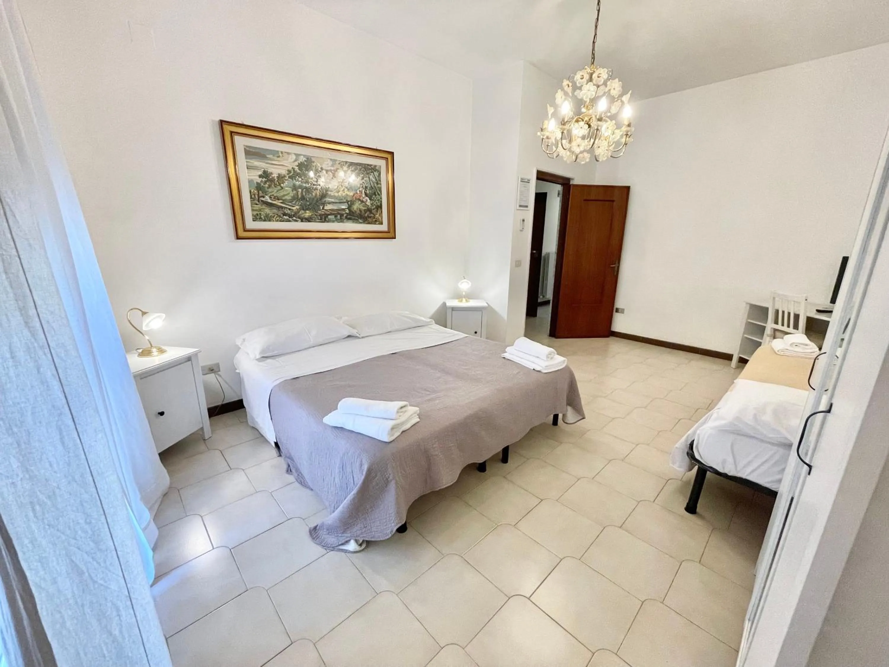 Bedroom, Bed in Romano B&B