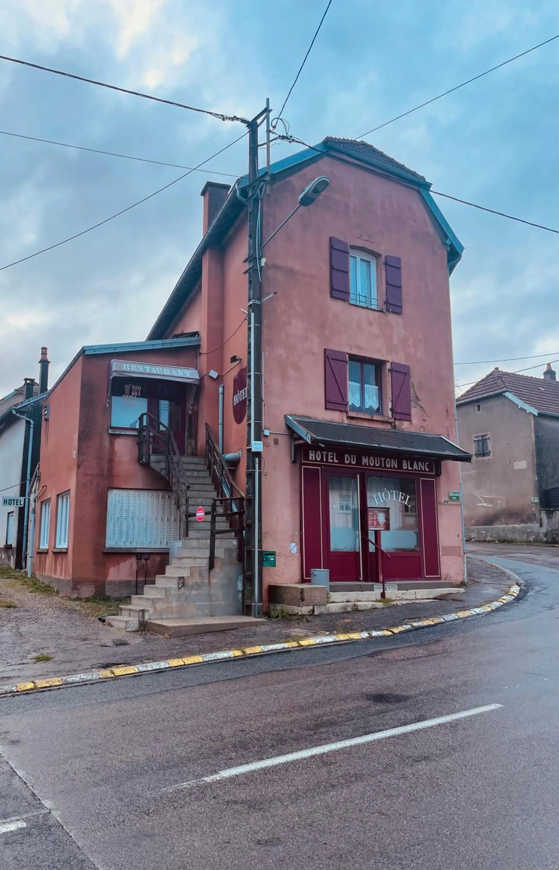 L'Hôtel du Mouton blanc