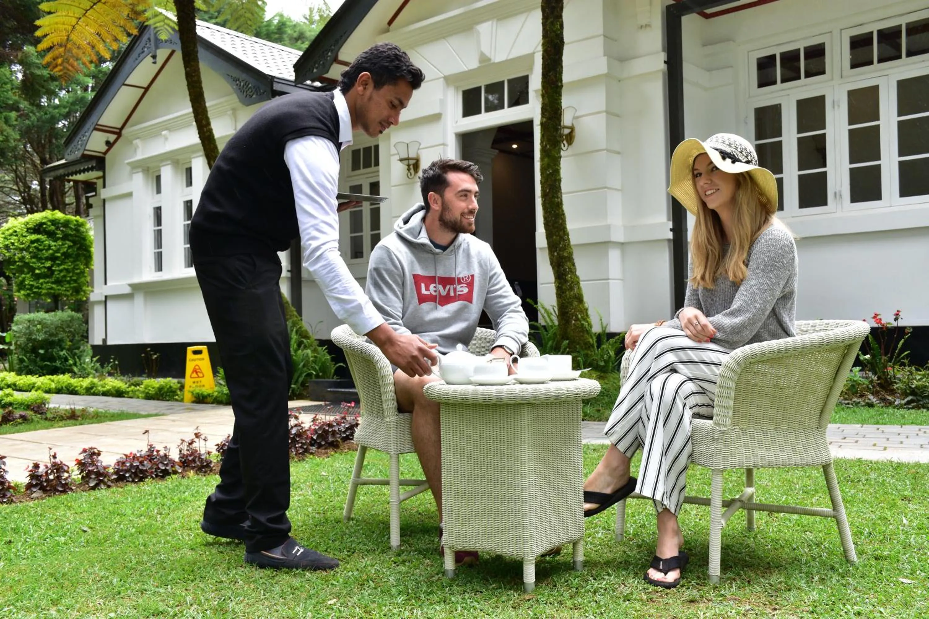 Garden view in Mirage Kings Cottage