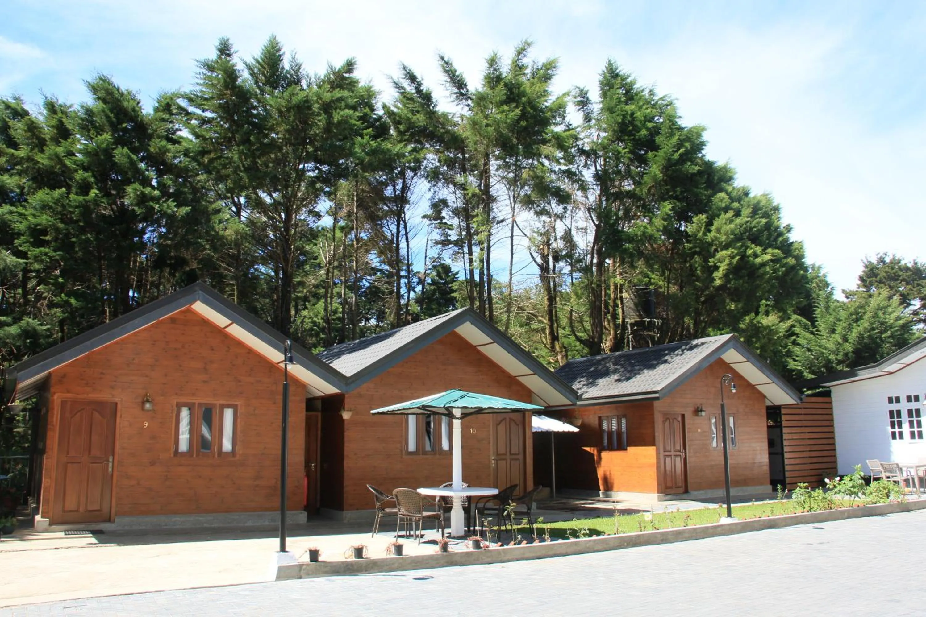 On site in Mirage Kings Cottage