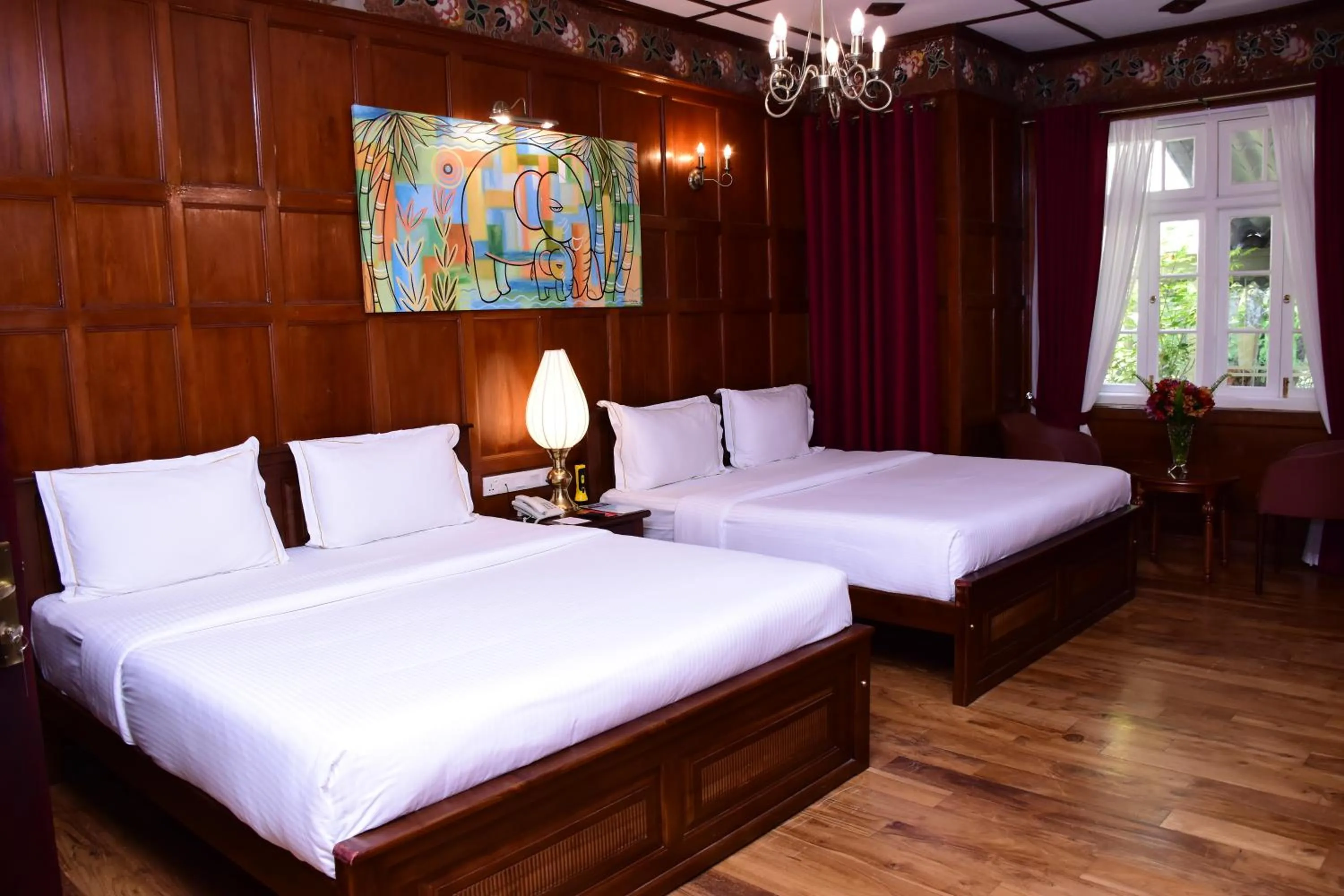 Bed in Mirage Kings Cottage