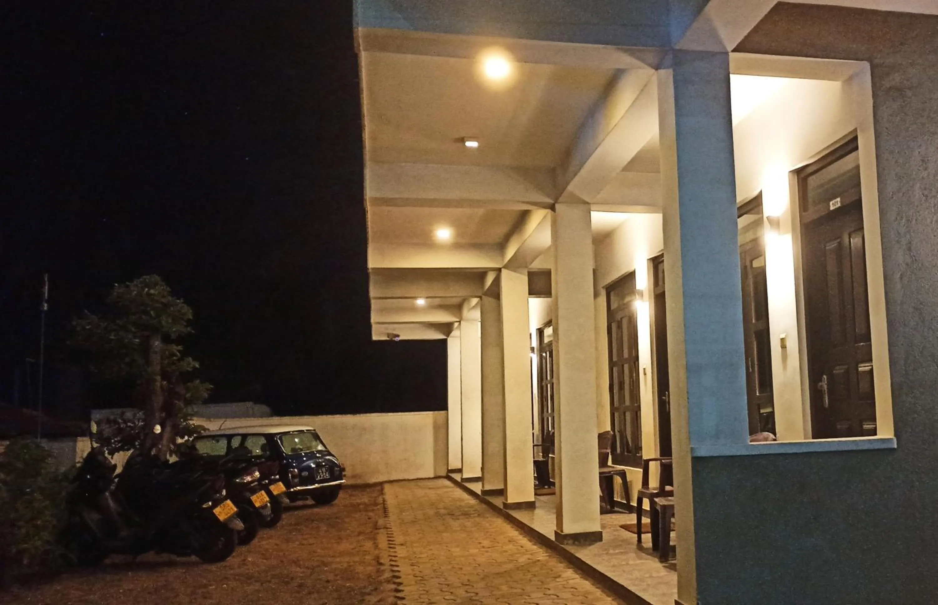 Night in Sailors Mirissa