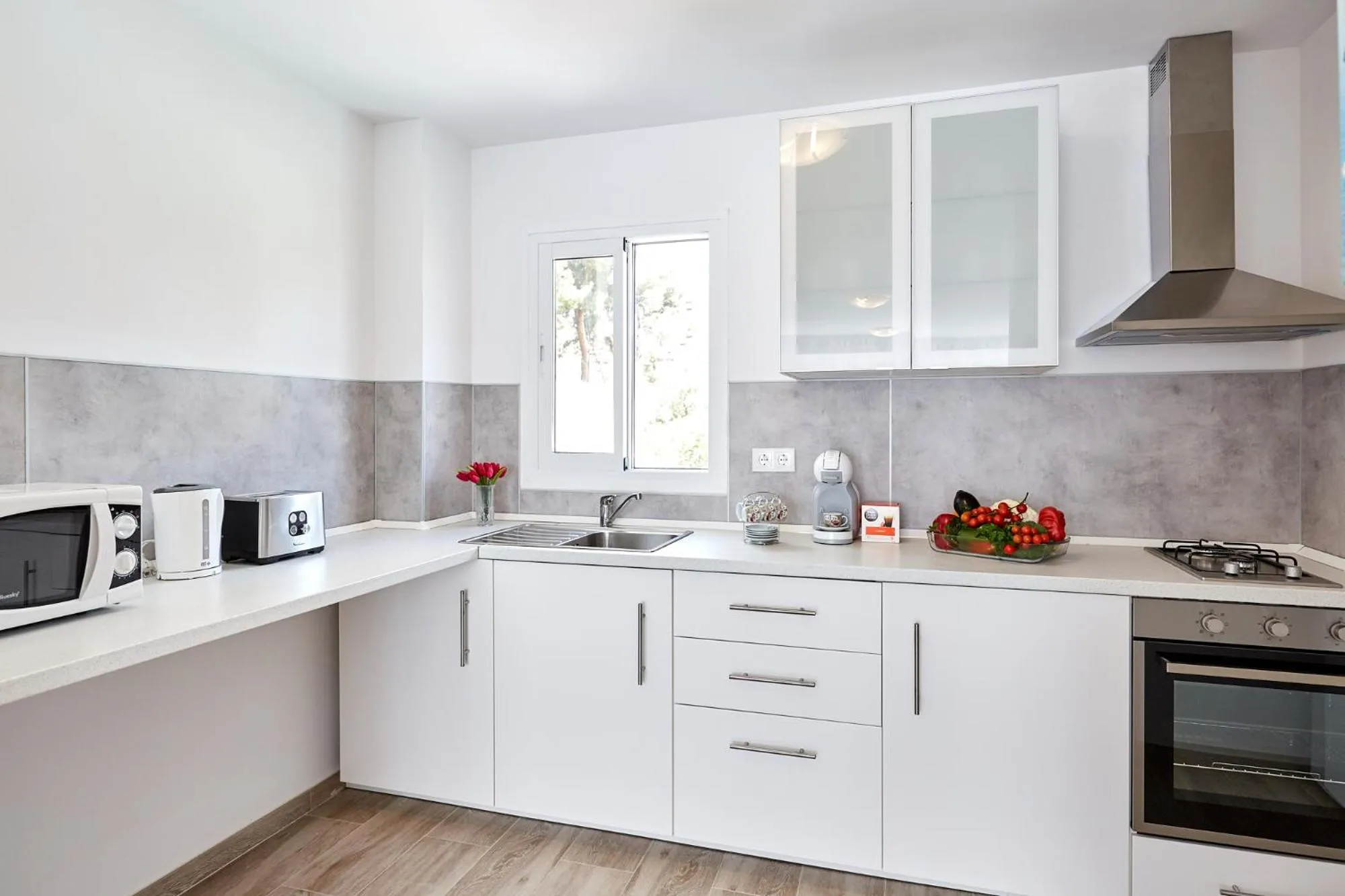 Kitchen or kitchenette in Sonrisa Apartments