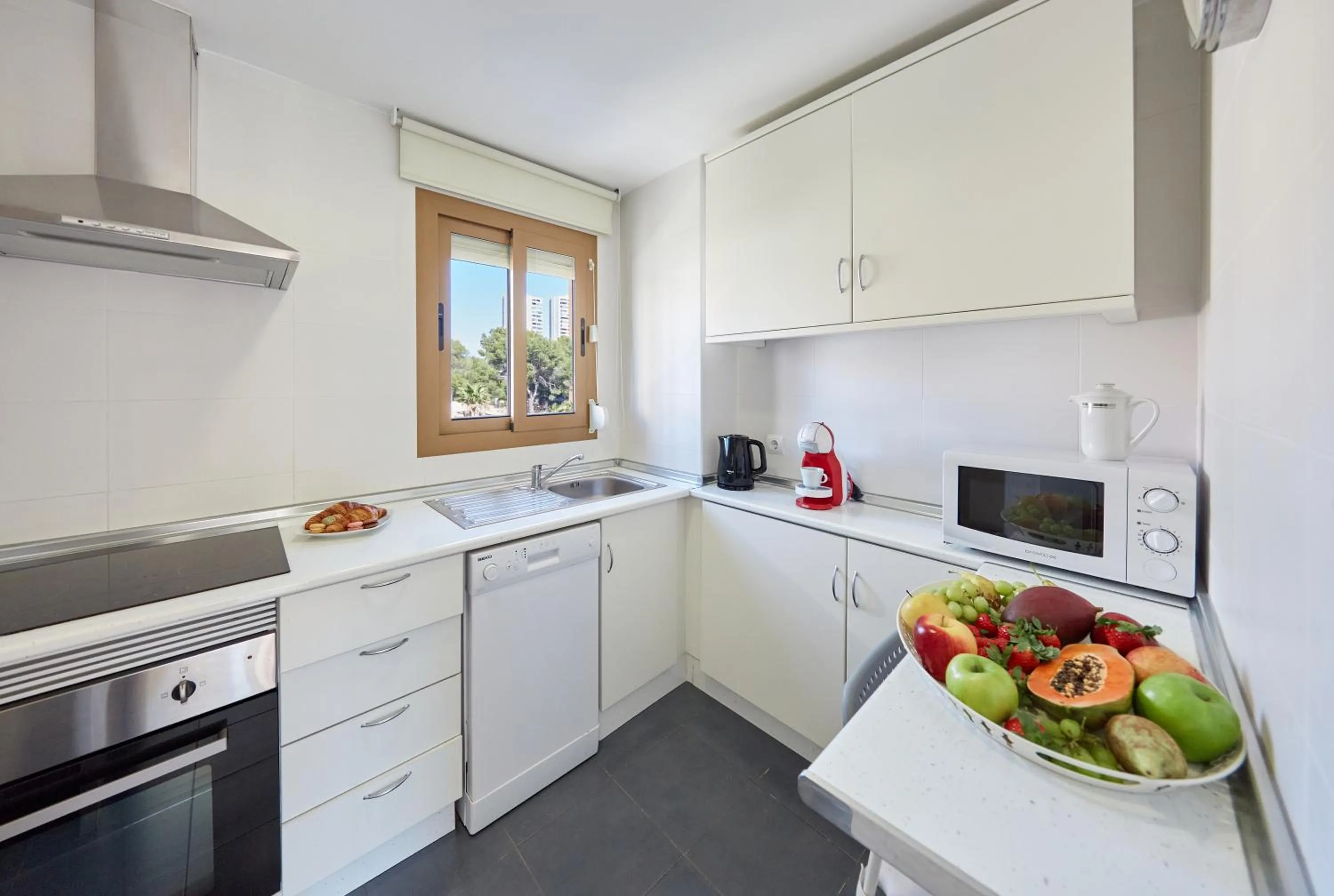 Kitchen or kitchenette in Sonrisa Apartments