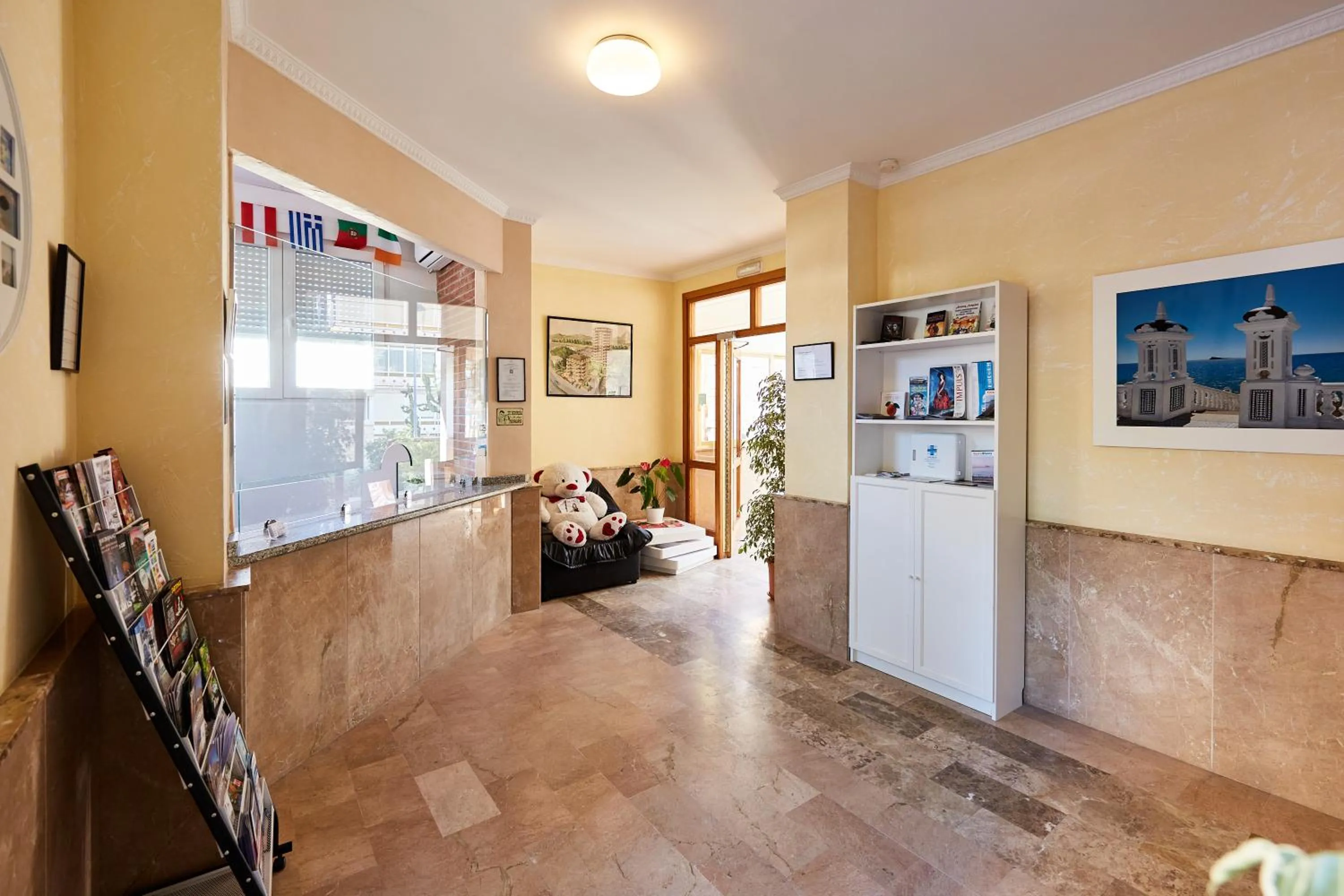 Lobby or reception in Sonrisa Apartments