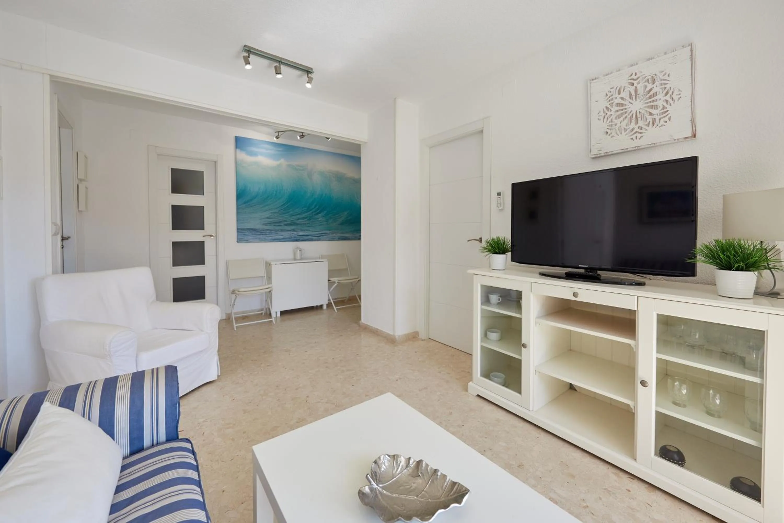 TV and multimedia in Sonrisa Apartments