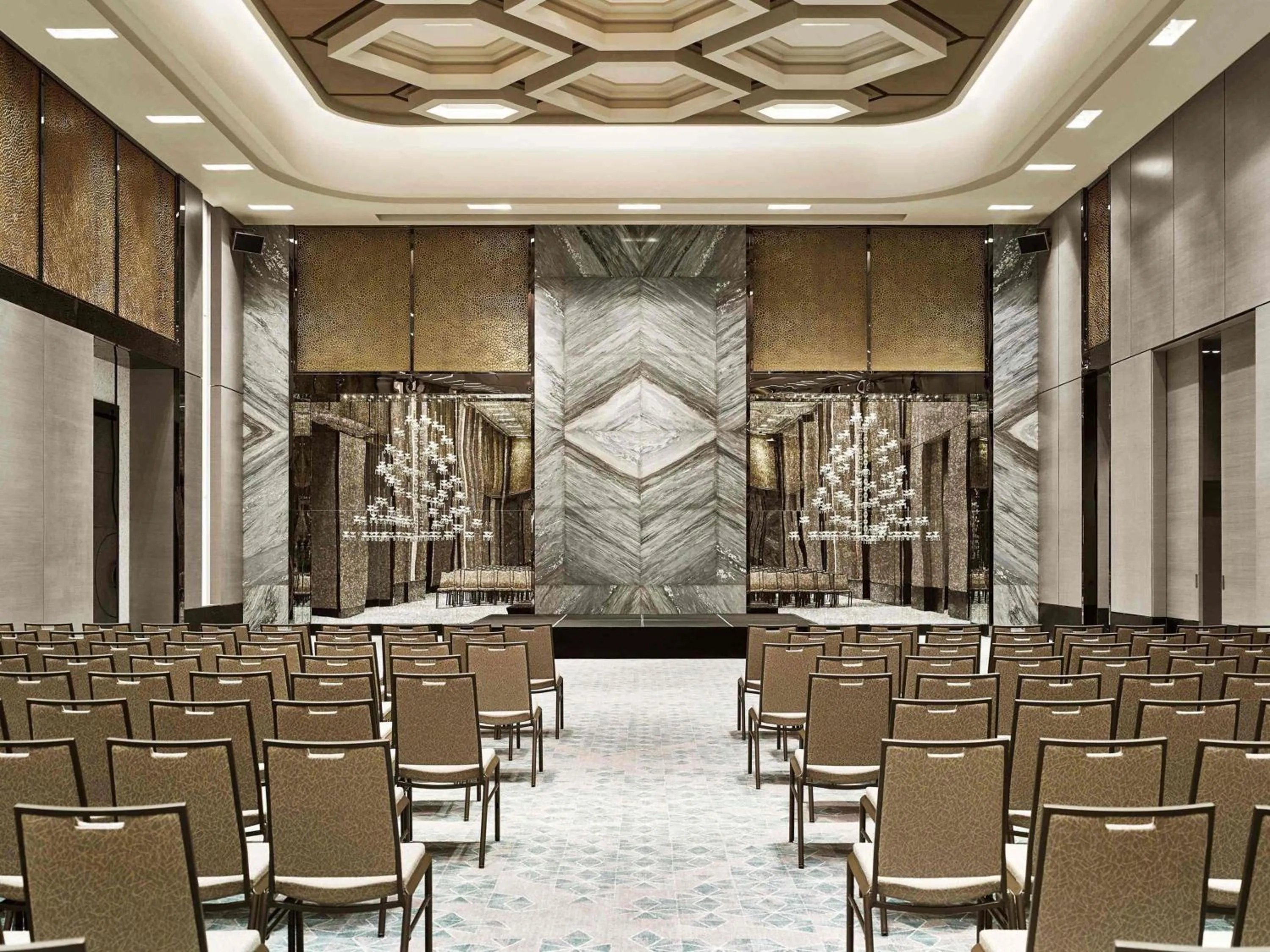 Meeting/conference room in Fairmont Quasar Istanbul Hotel
