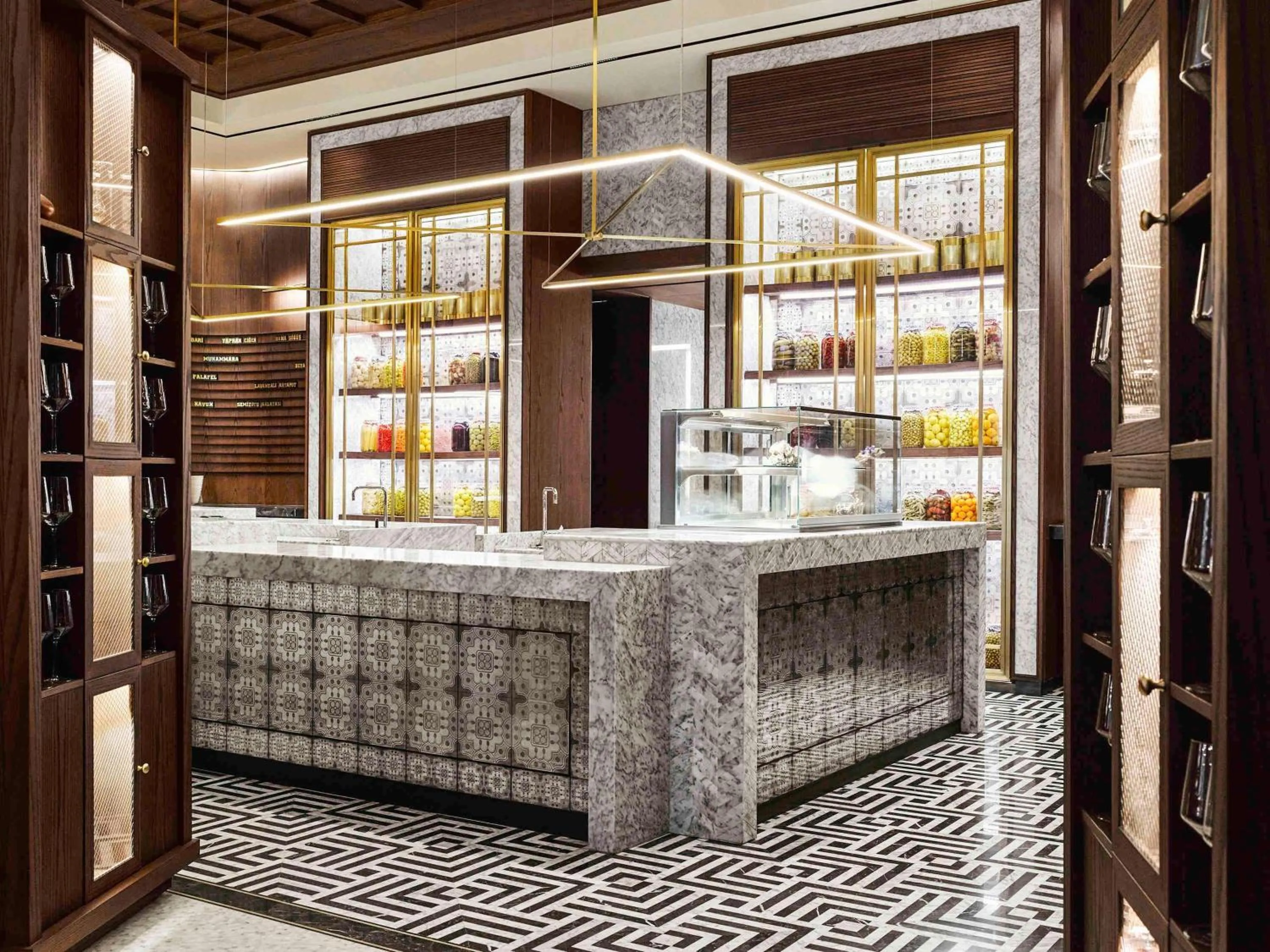 Restaurant/places to eat in Fairmont Quasar Istanbul Hotel