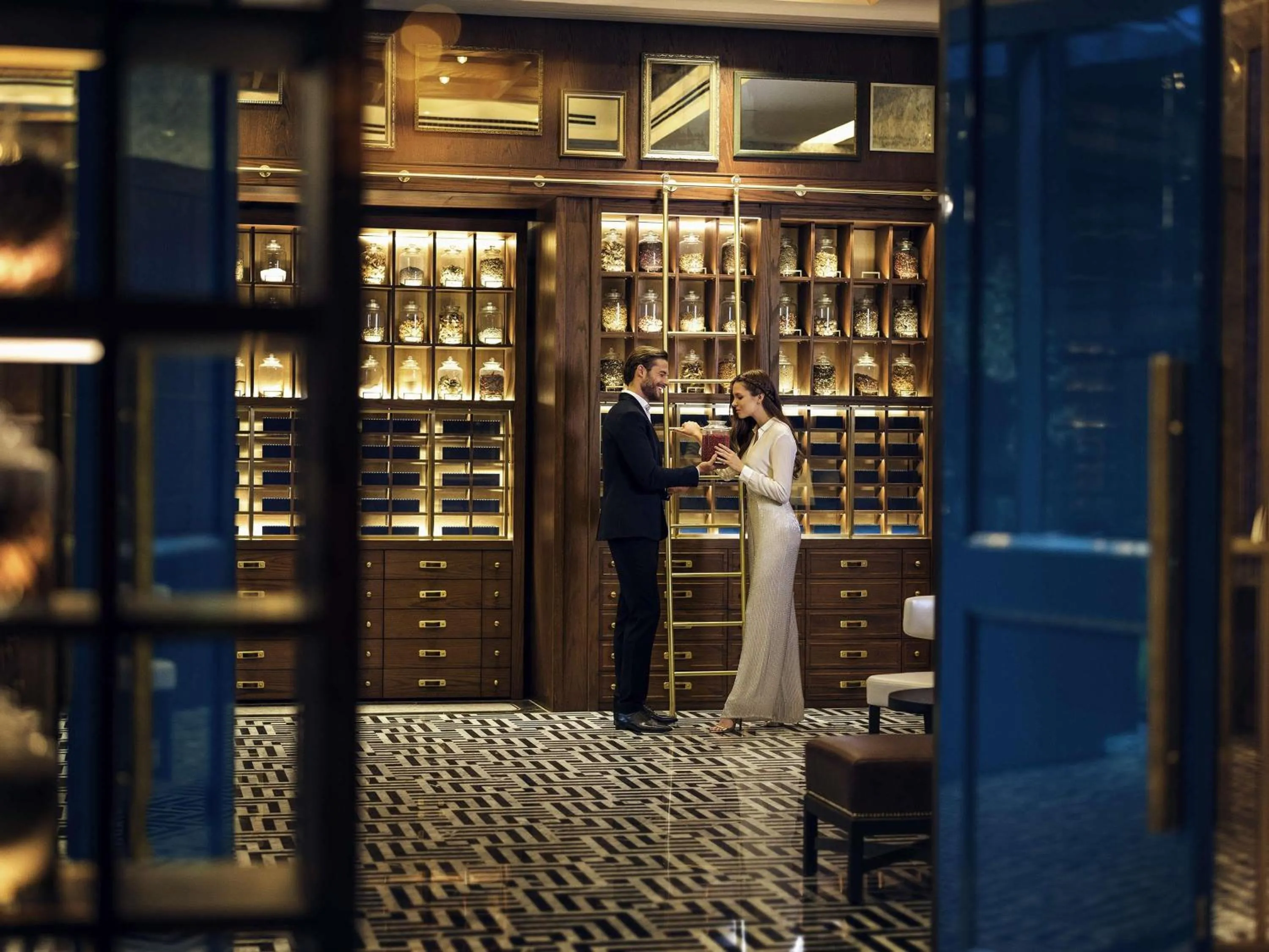 Restaurant/places to eat in Fairmont Quasar Istanbul Hotel