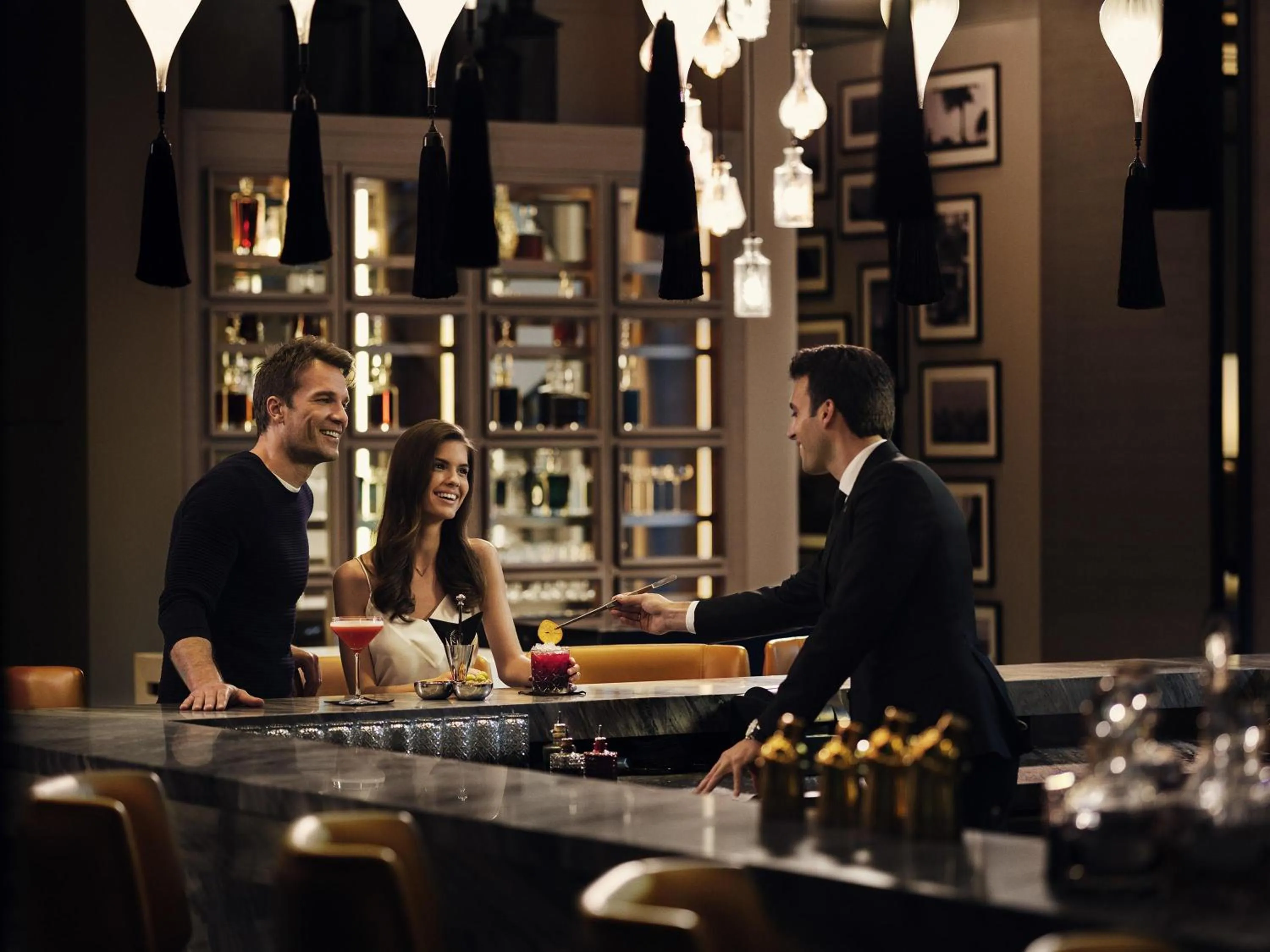 Lounge or bar in Fairmont Quasar Istanbul Hotel