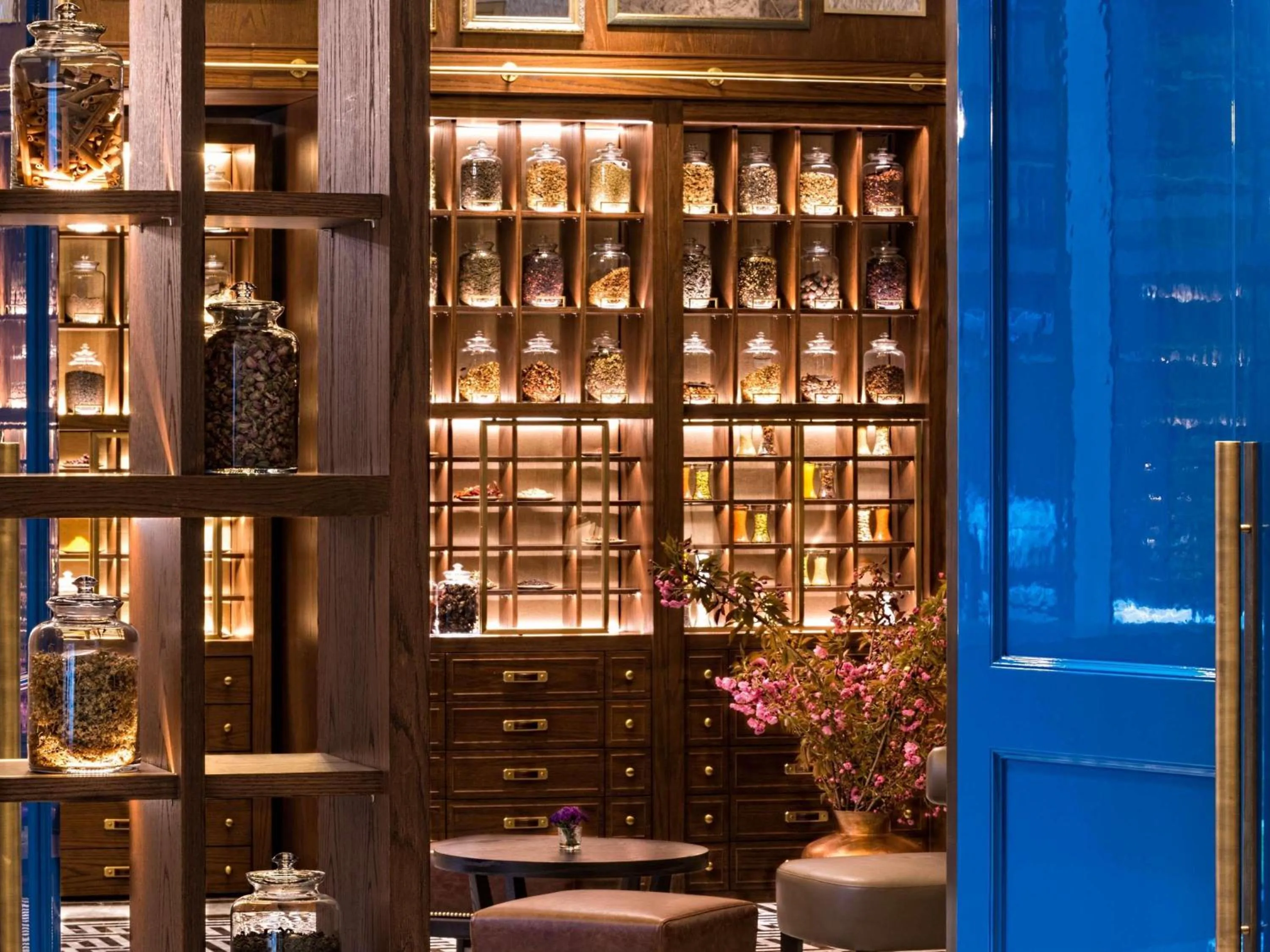 Restaurant/places to eat in Fairmont Quasar Istanbul Hotel