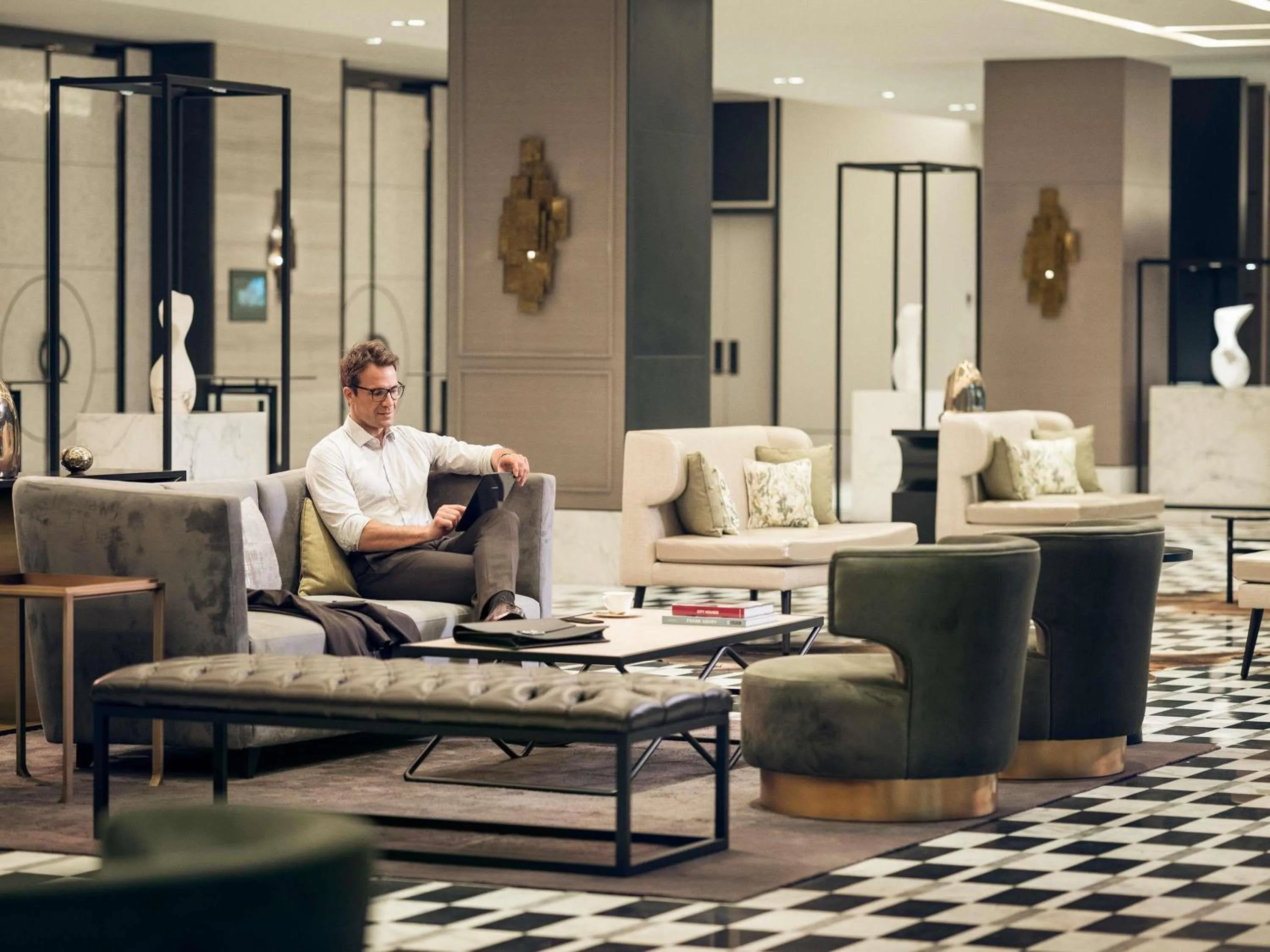 Meeting/conference room in Fairmont Quasar Istanbul Hotel