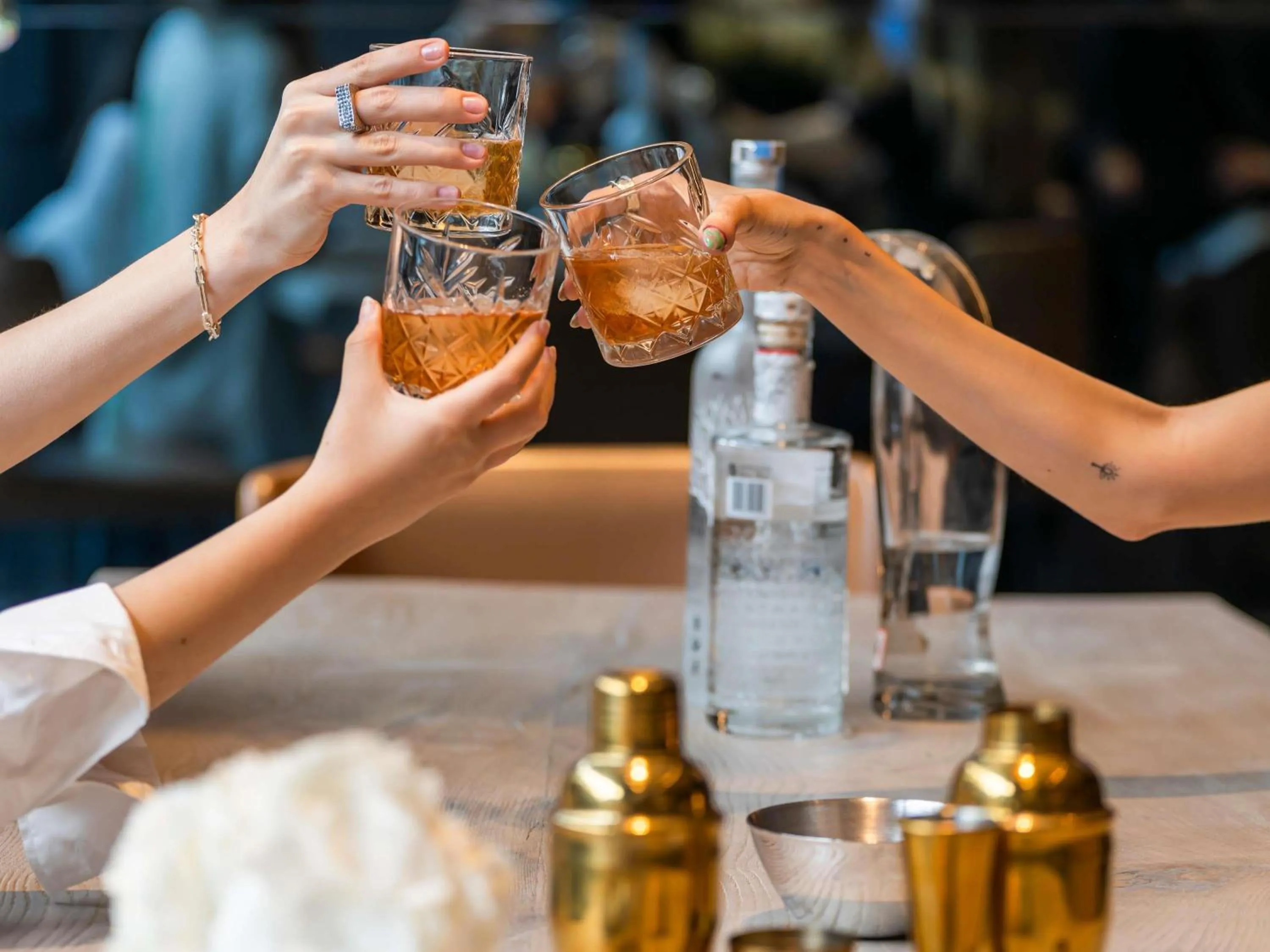 Lounge or bar in Fairmont Quasar Istanbul Hotel