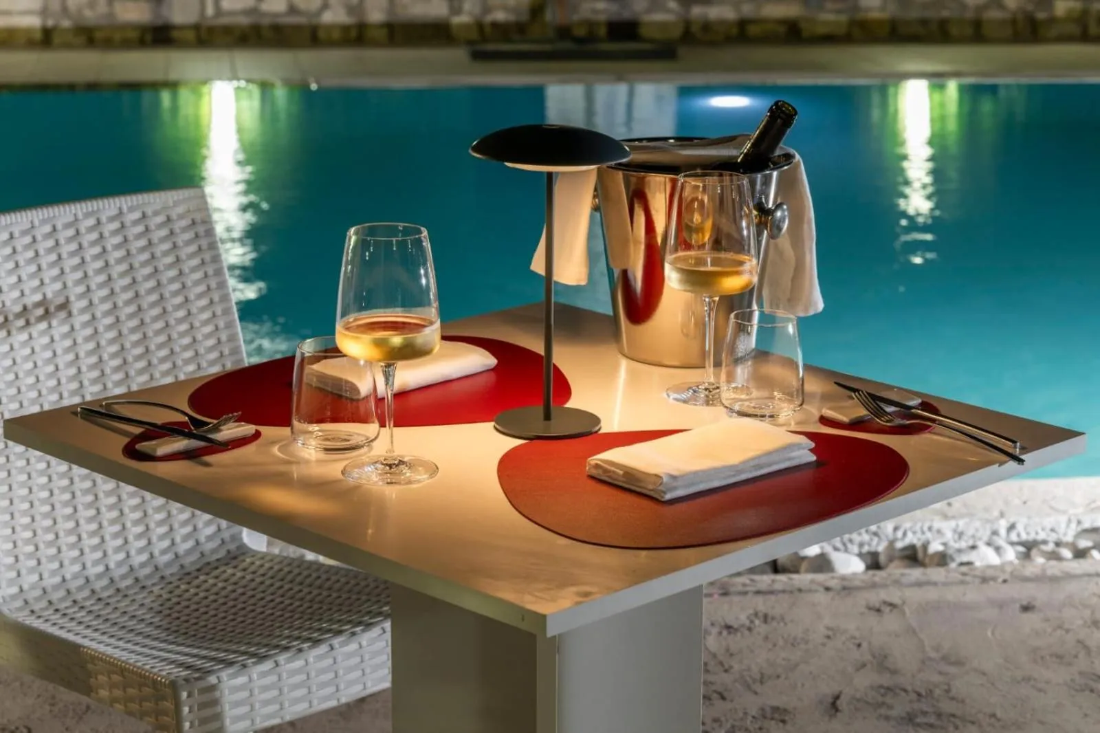 Restaurant/places to eat in La Selva Incantata