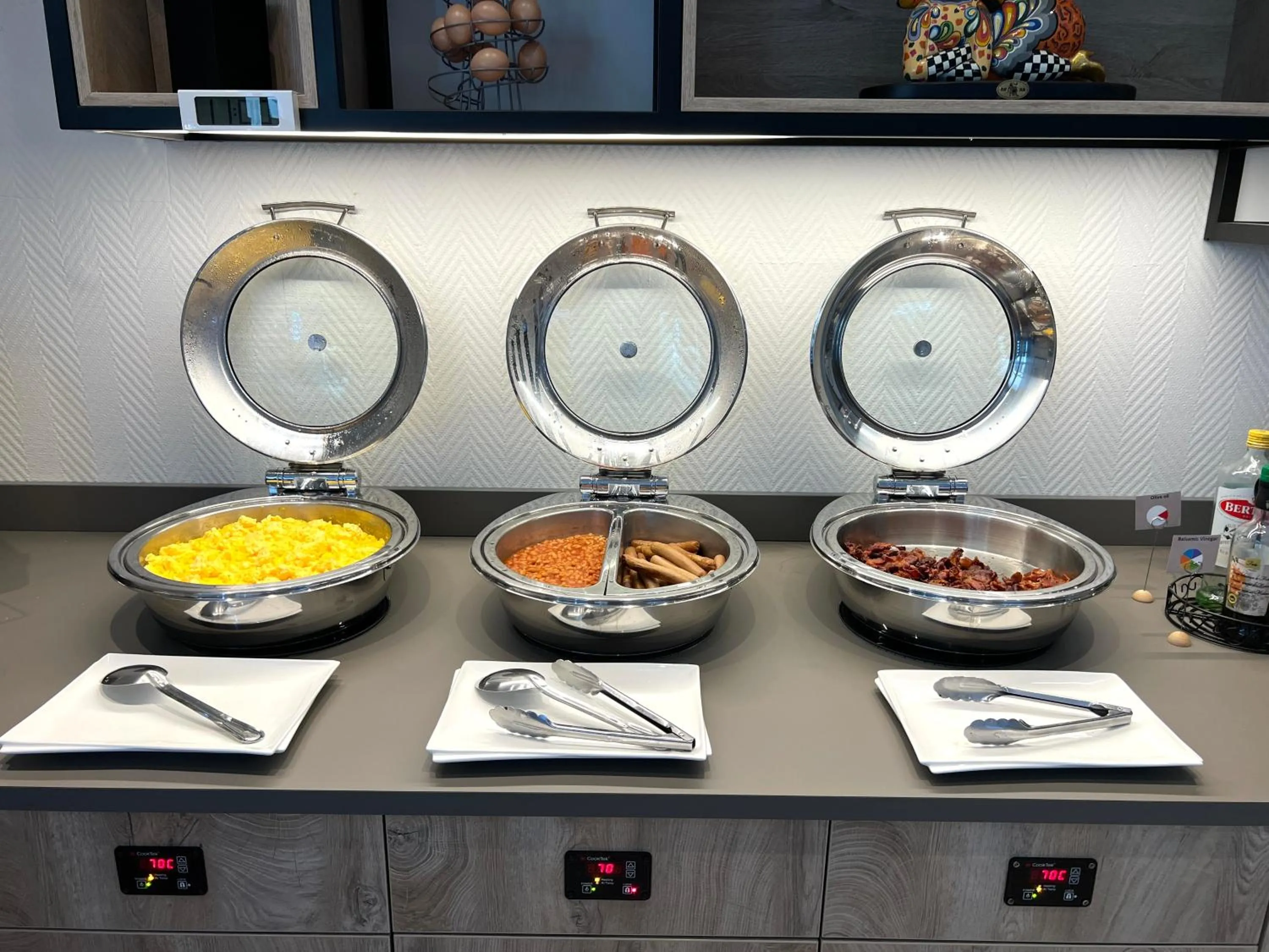 Breakfast in Hotel & Aparthotel Casteau Resort Mons Soignies