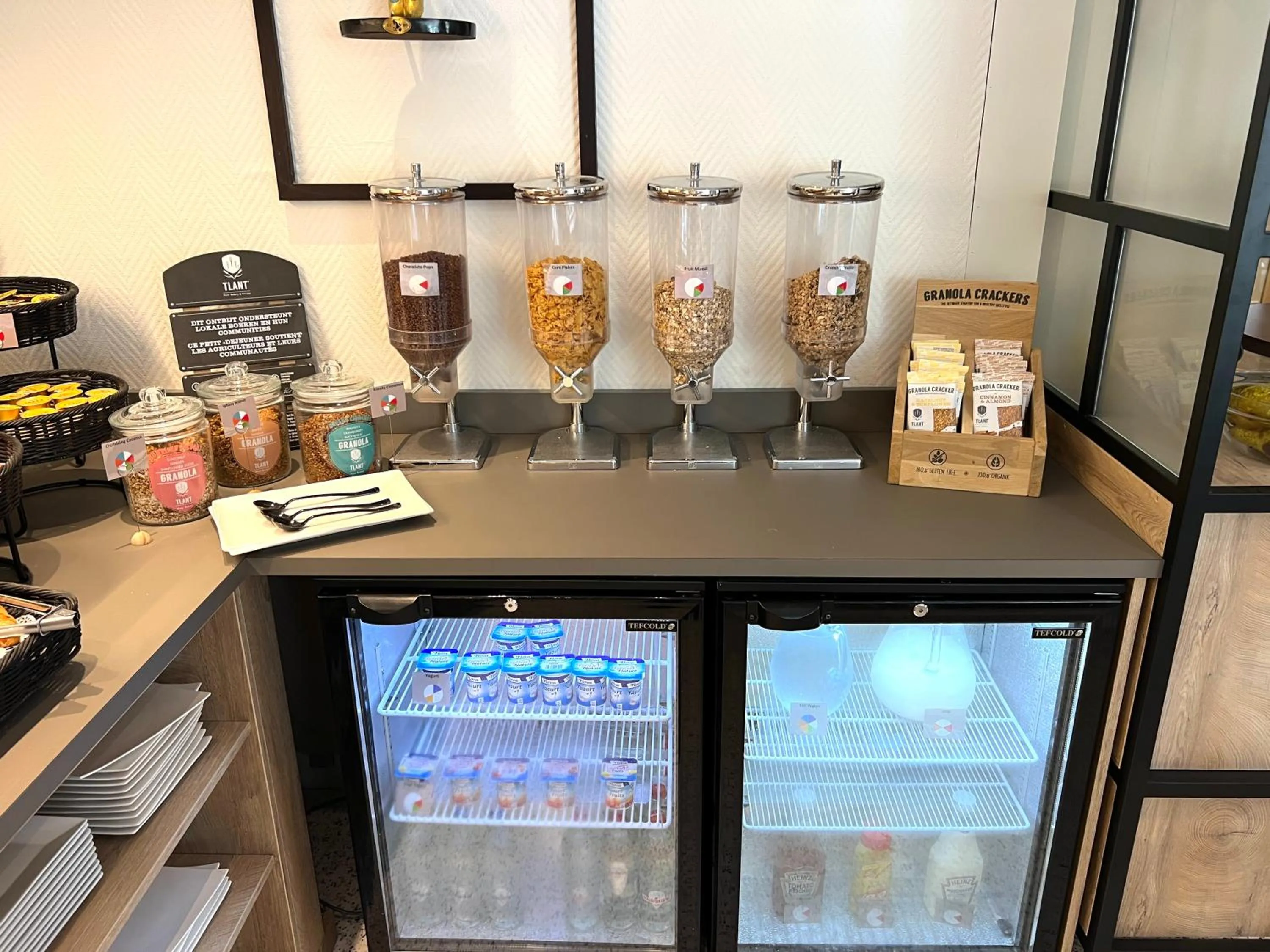 Breakfast in Hotel & Aparthotel Casteau Resort Mons Soignies