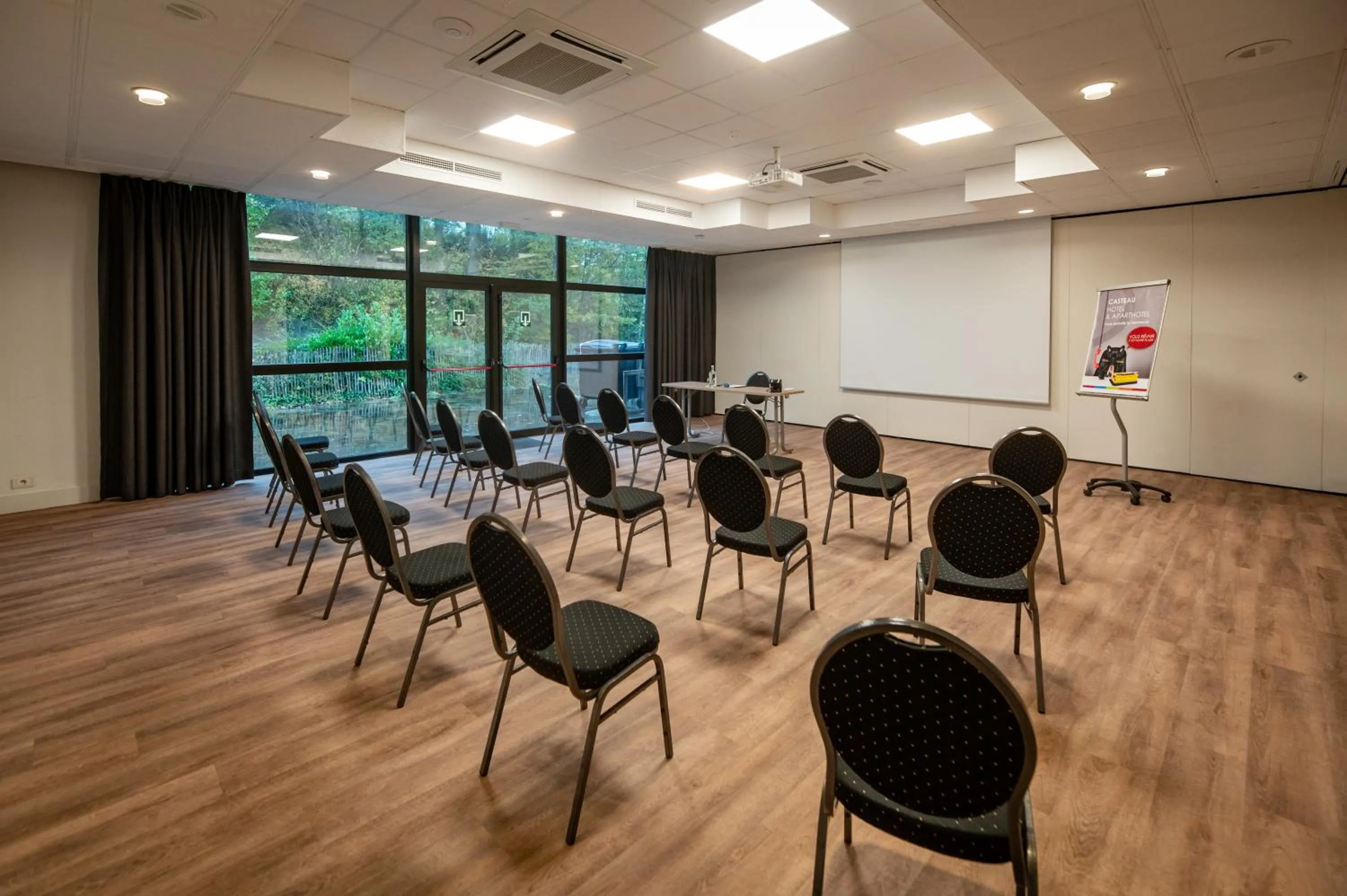 Meeting/conference room in Hotel & Aparthotel Casteau Resort Mons Soignies