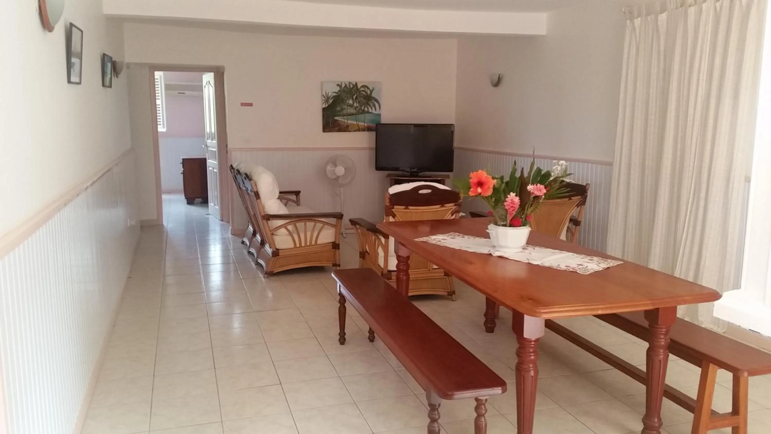 TV and multimedia in Chez Lucia et Donatien