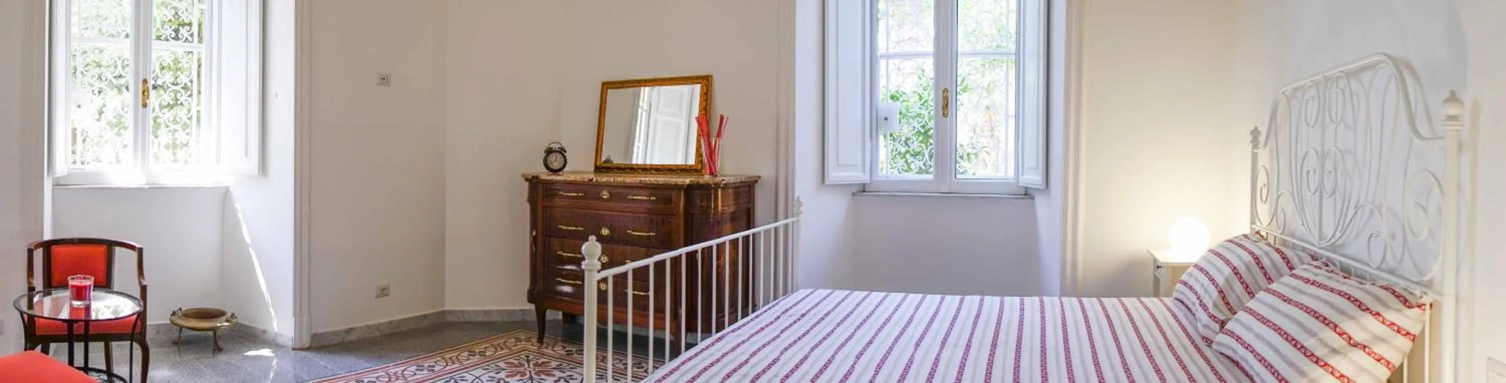 Photo of the whole room, Bed in B&B Domus Aurea
