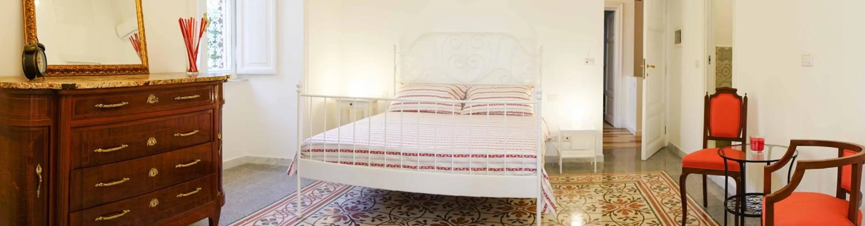 Photo of the whole room, Bed in B&B Domus Aurea