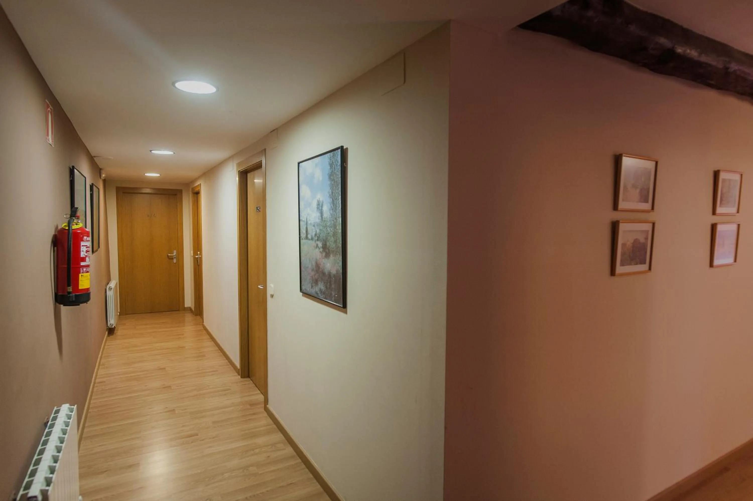 Property building in La Pedanía Hotel Y Bungalows - Ligüerre de Cinca