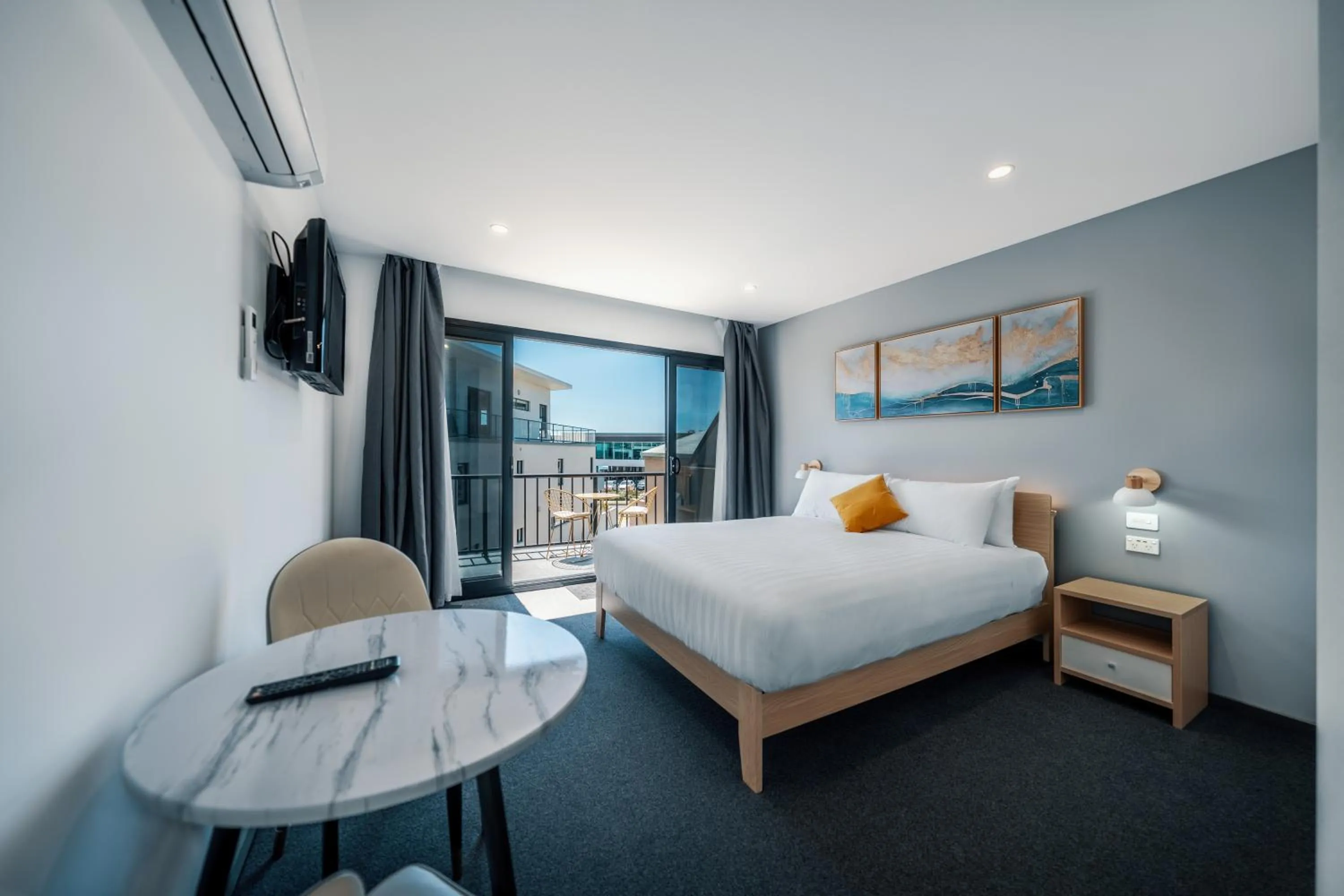 Bed in Mollymook Shores