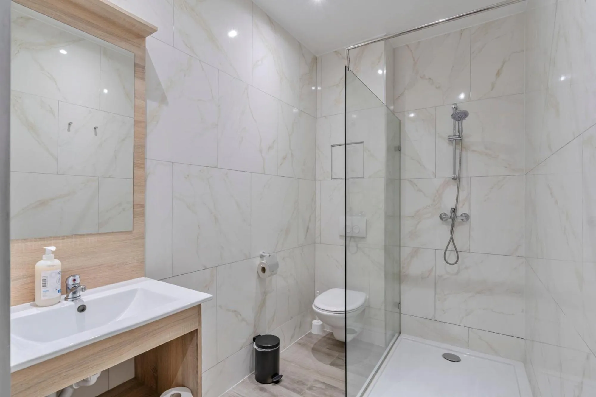 Shower in Budget Flats Leuven