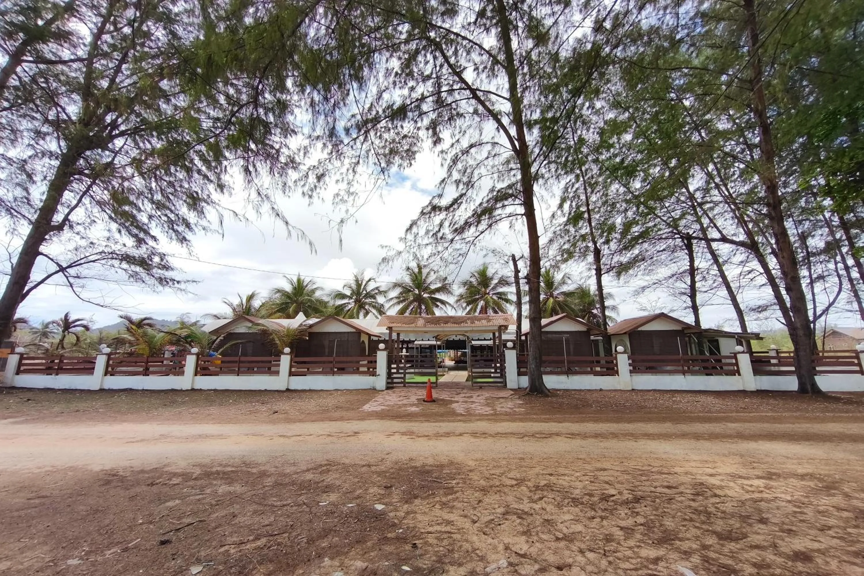 Property building in AlSafina Kijal Beach Resort & Restaurant