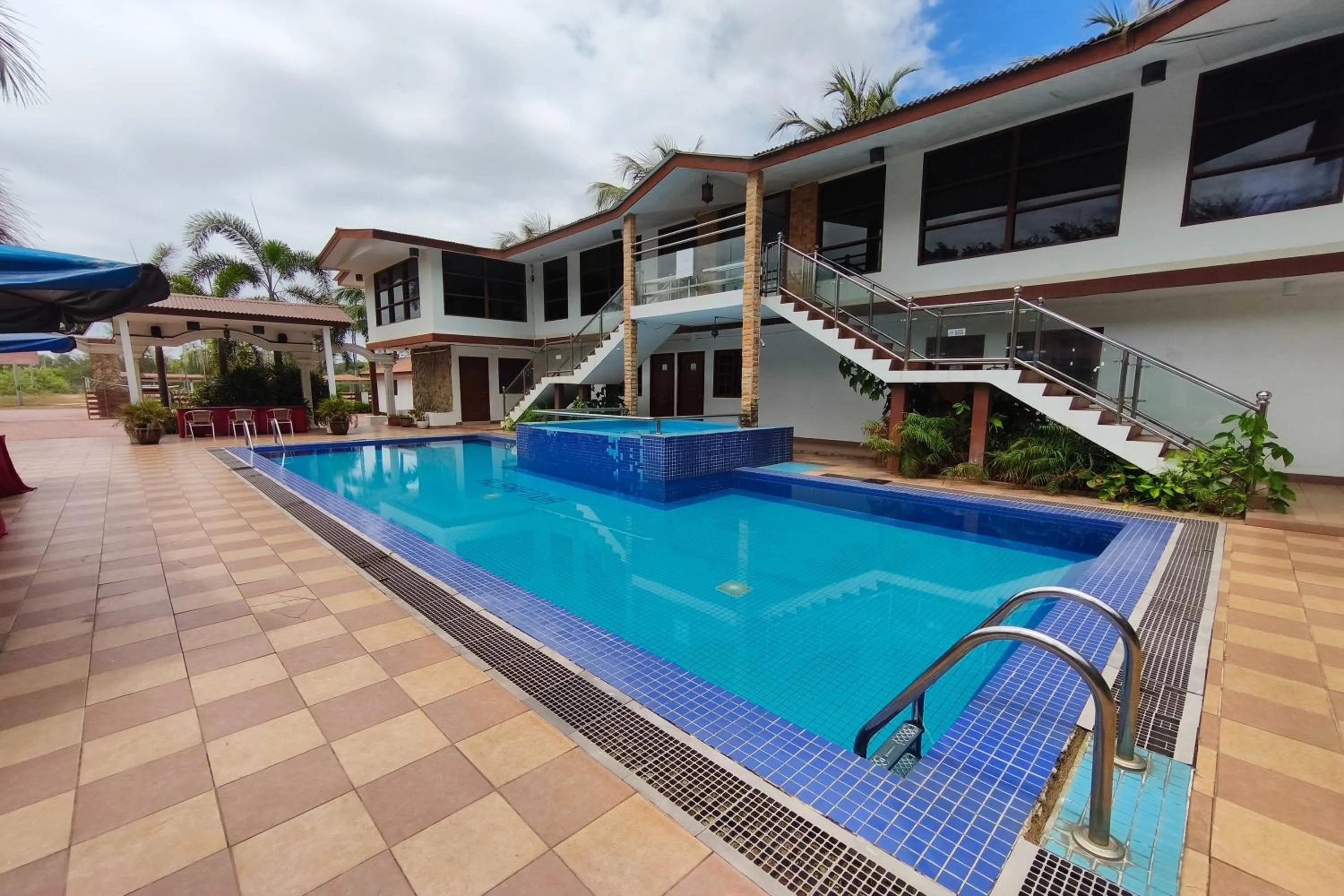 Property building in AlSafina Kijal Beach Resort & Restaurant