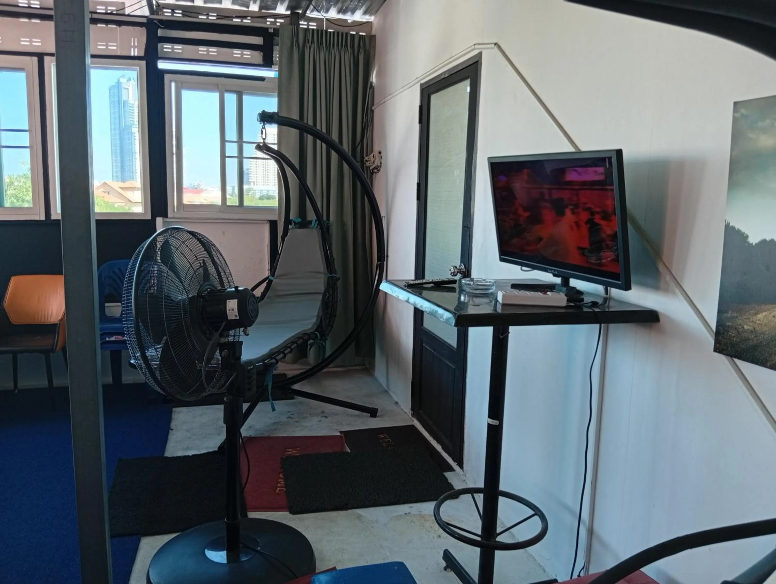 Billiard in BEN & LEK GUESTHOUSE