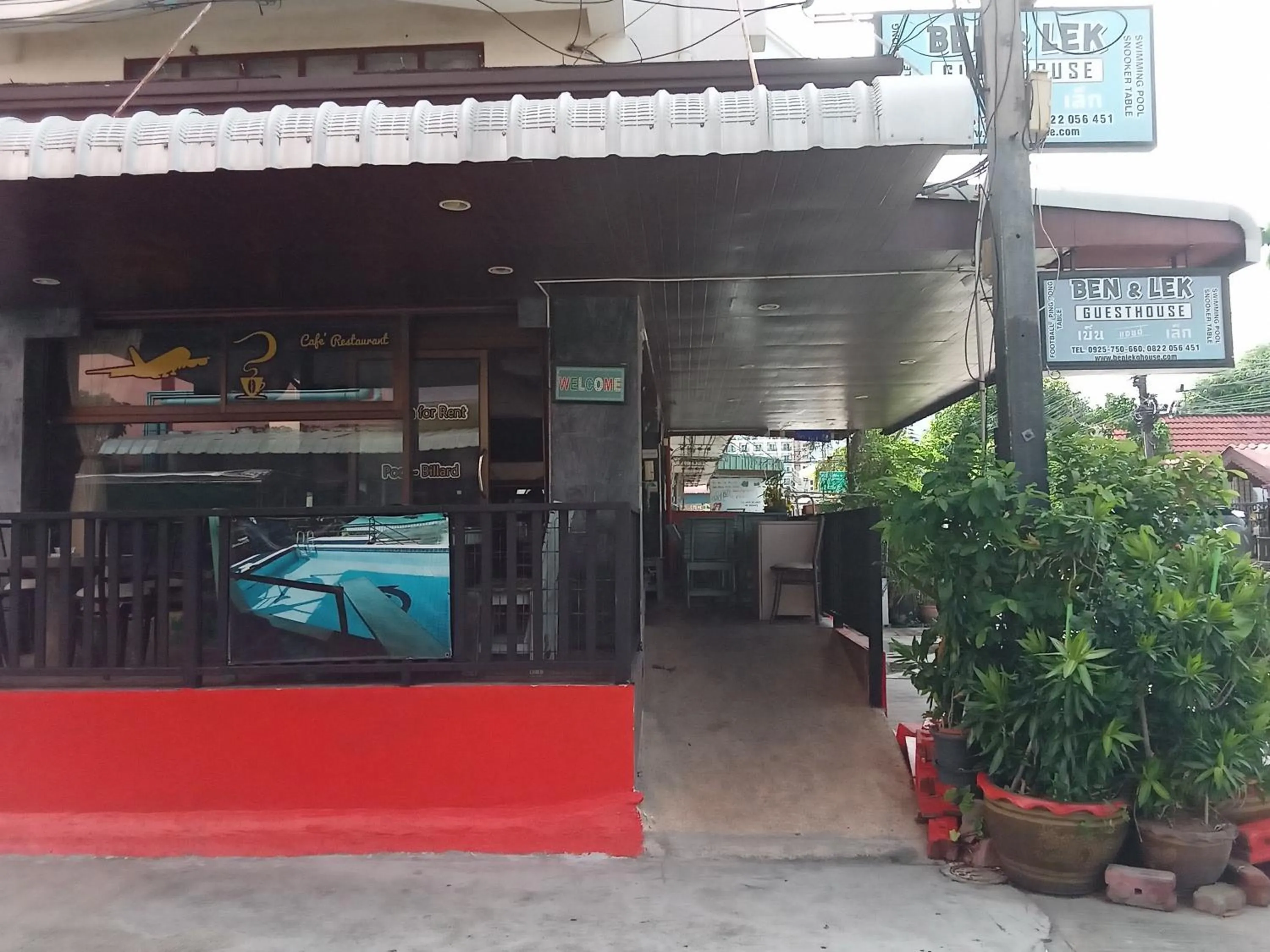 Facade/entrance in BEN & LEK GUESTHOUSE