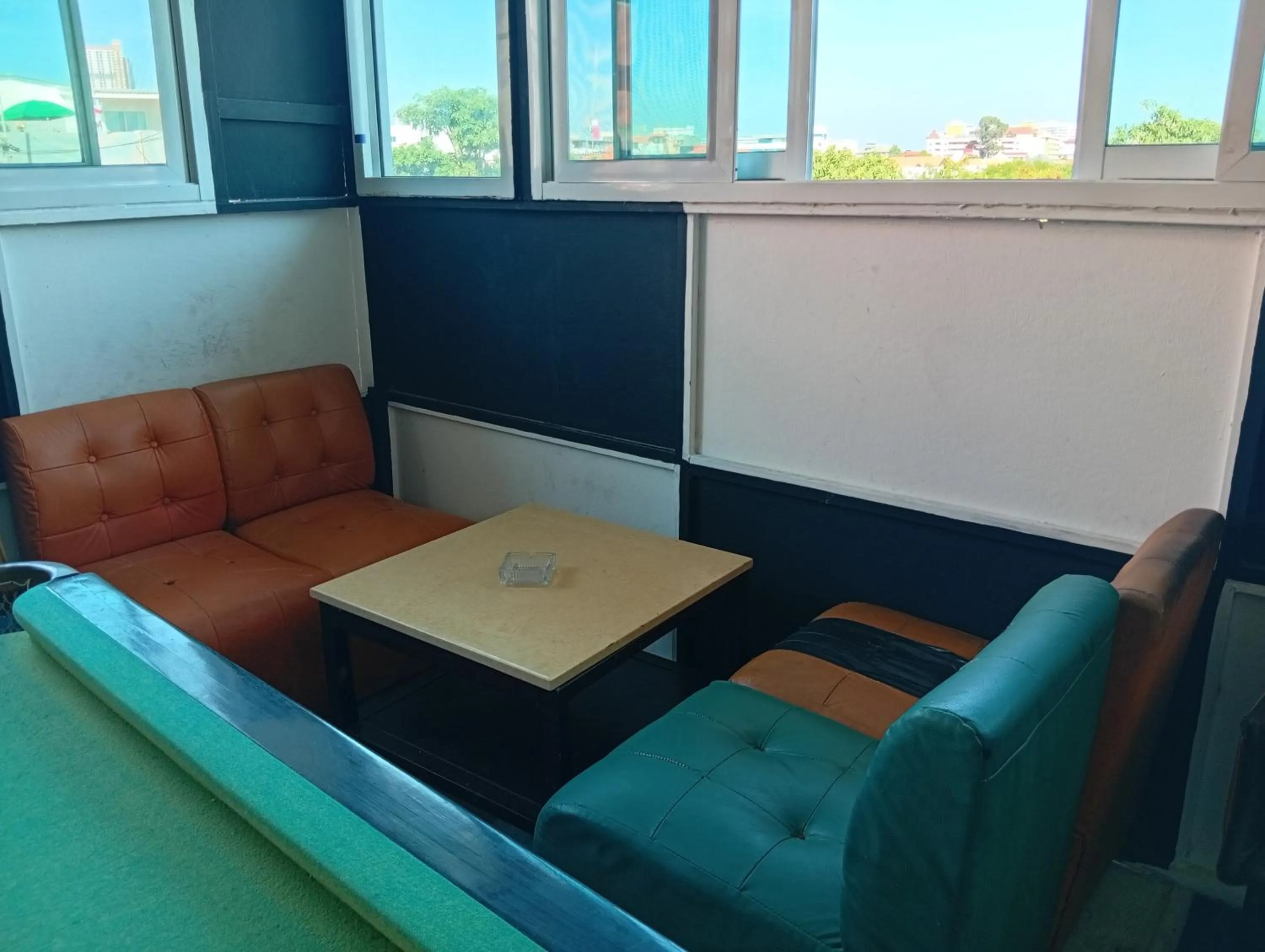 Billiard in BEN & LEK GUESTHOUSE