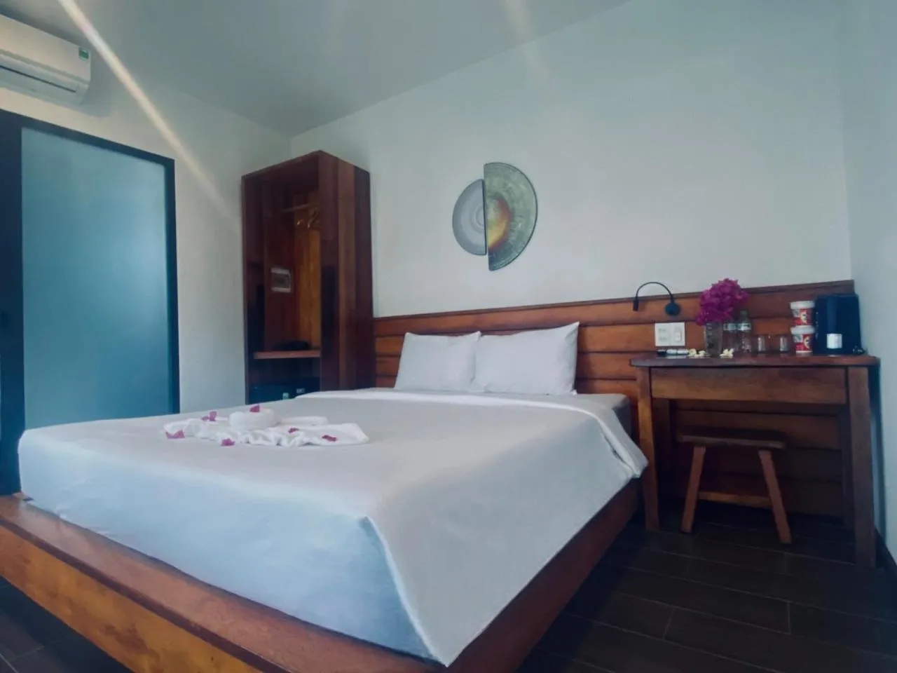 Photo of the whole room, Bed in Tuong Vy Boutique Hotel Mui Ne