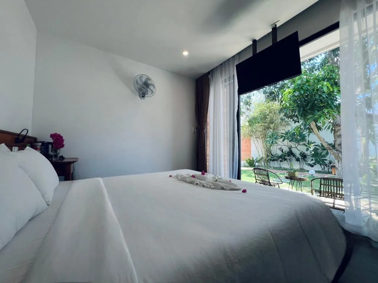 Photo of the whole room, Bed in Tuong Vy Boutique Hotel Mui Ne