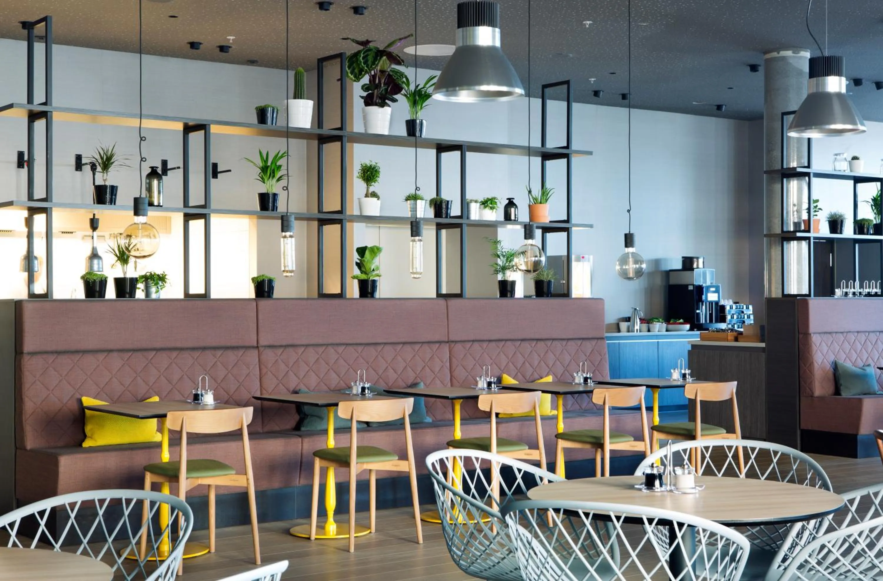 Restaurant/places to eat in Comfort Hotel Bergen Airport