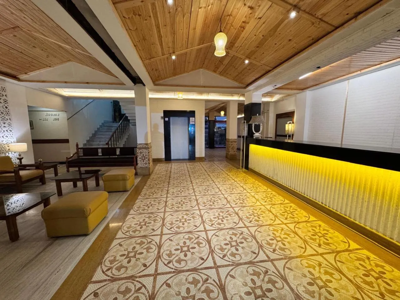 Hotel Ajanta Continental