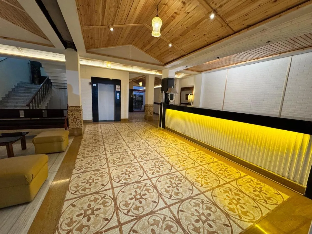 Hotel Ajanta Continental