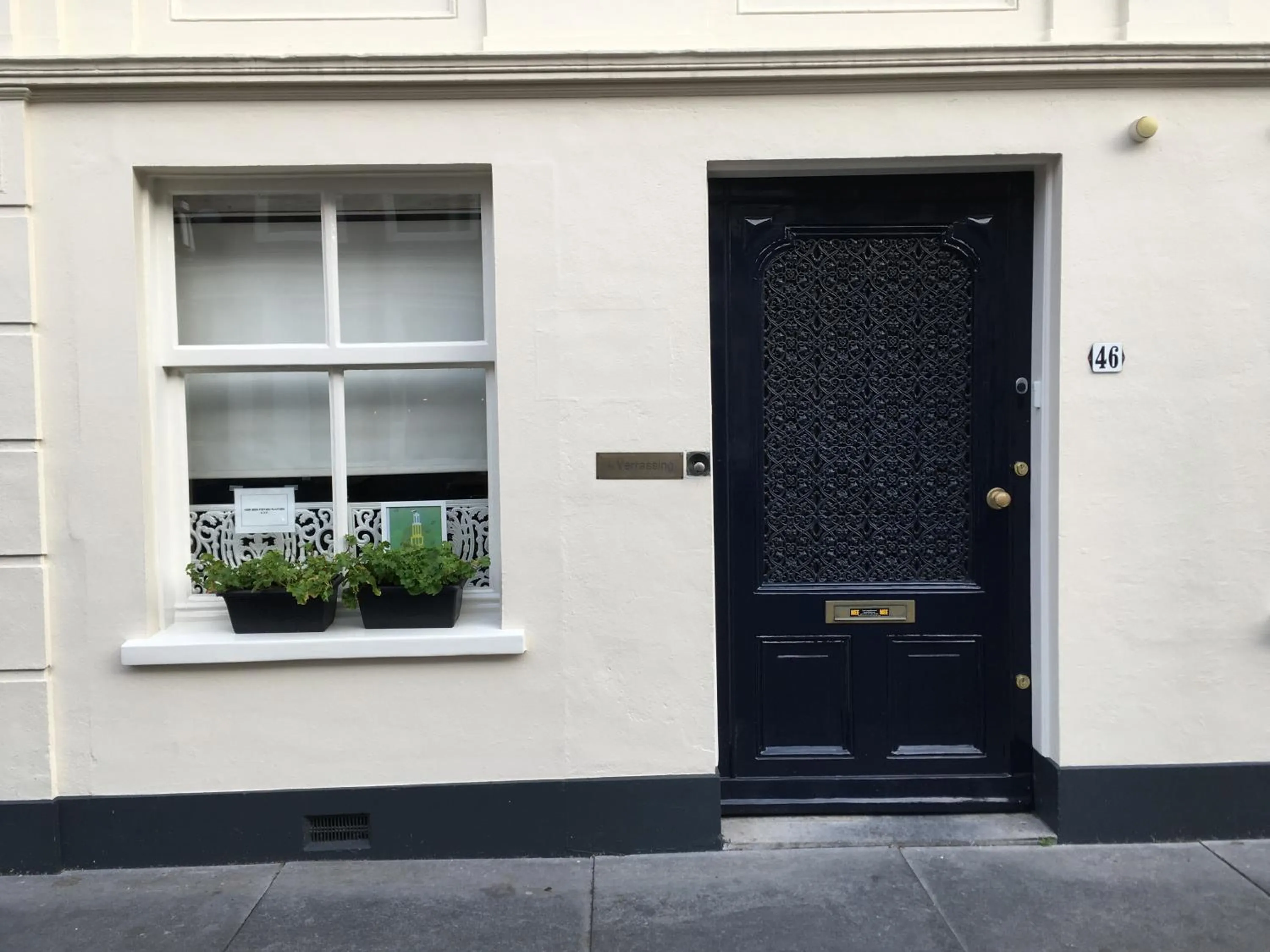 Facade/entrance in De Verrassing