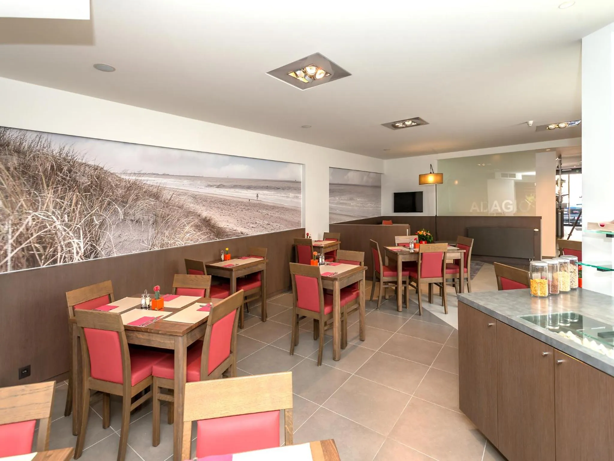 Restaurant/places to eat in Hotel Adagio