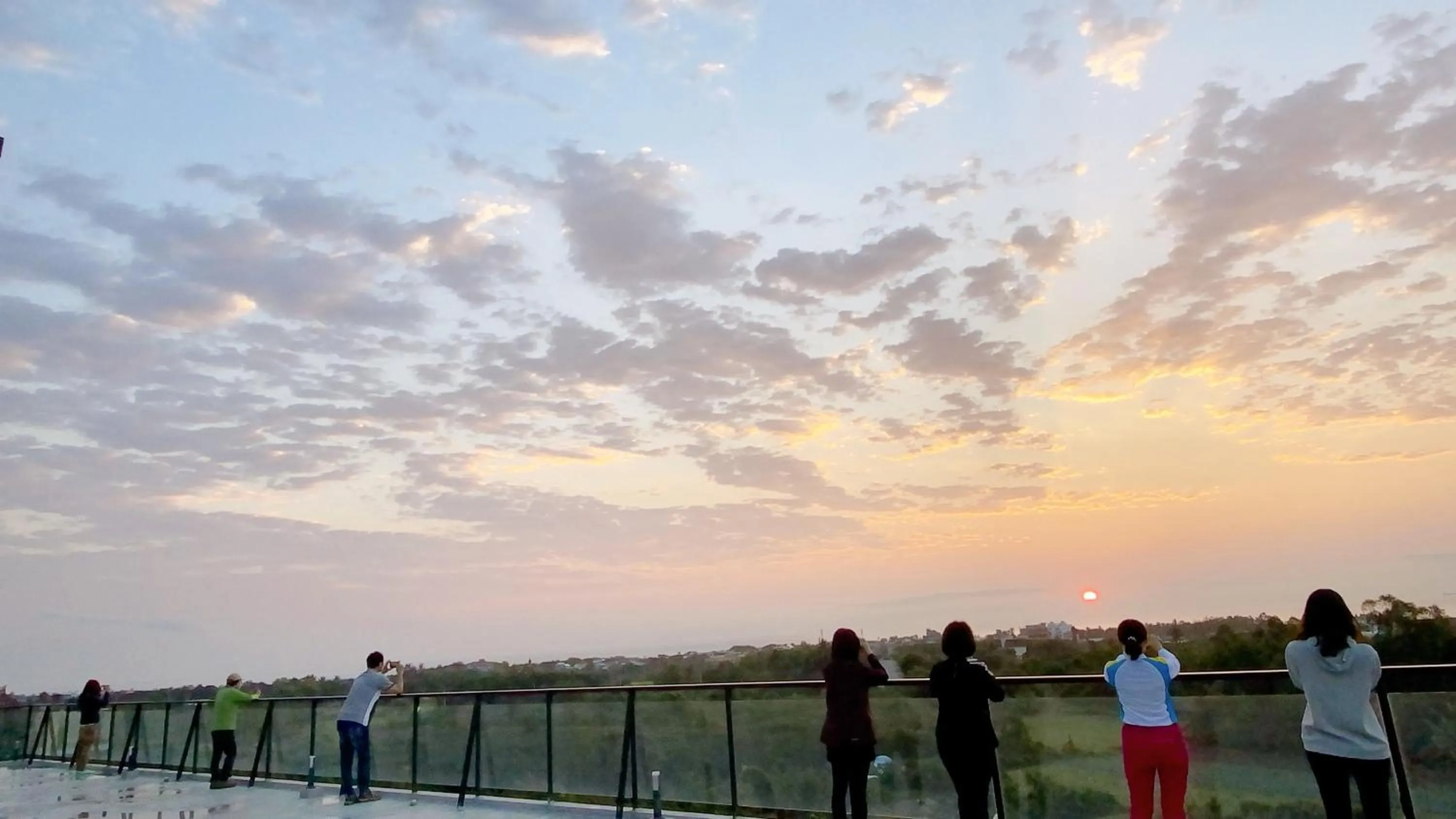 Sunrise in Starry Inns